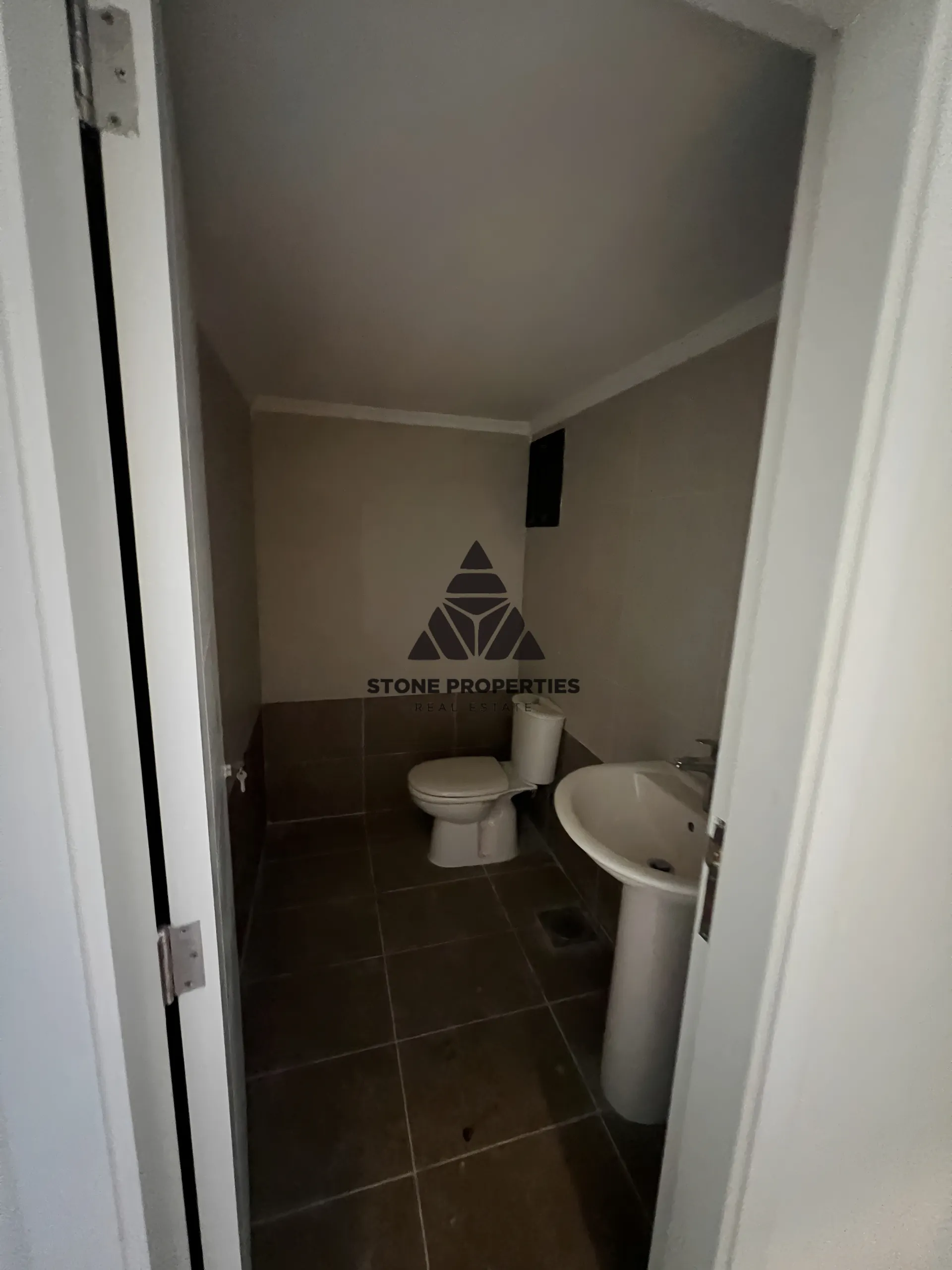 Apartment for sale in Mazraat yachoua, lebanon