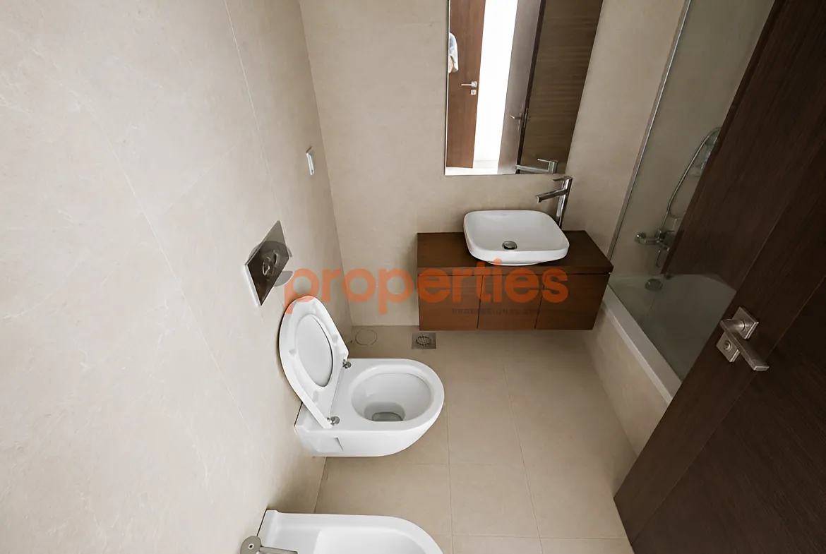 Apartment for Sale in Saifi Village