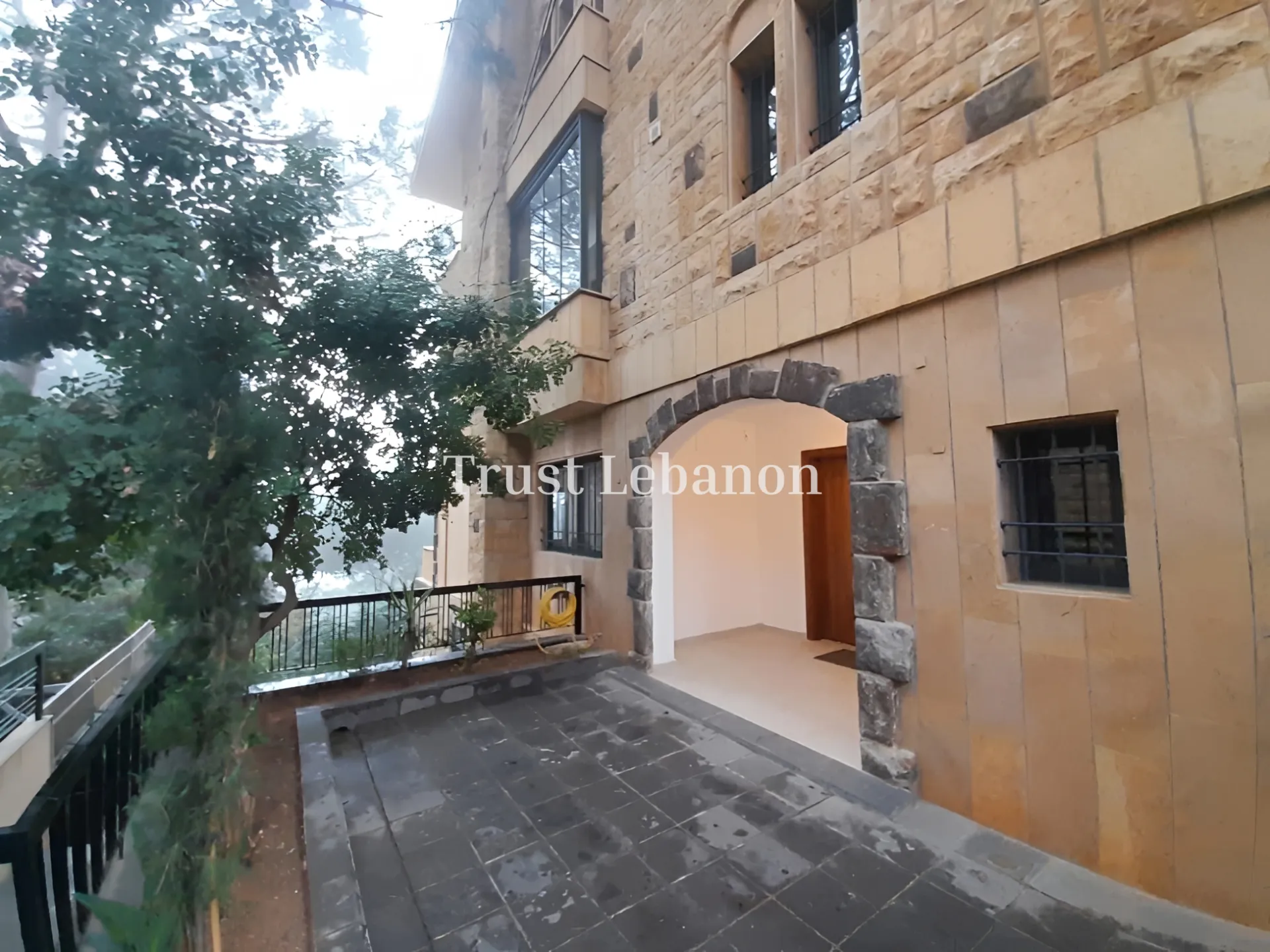 Duplex for rent in Broummana