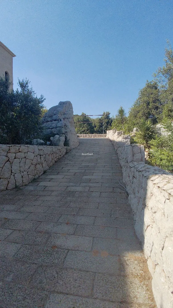 Villa for sale in Ajaltoun, lebanon
