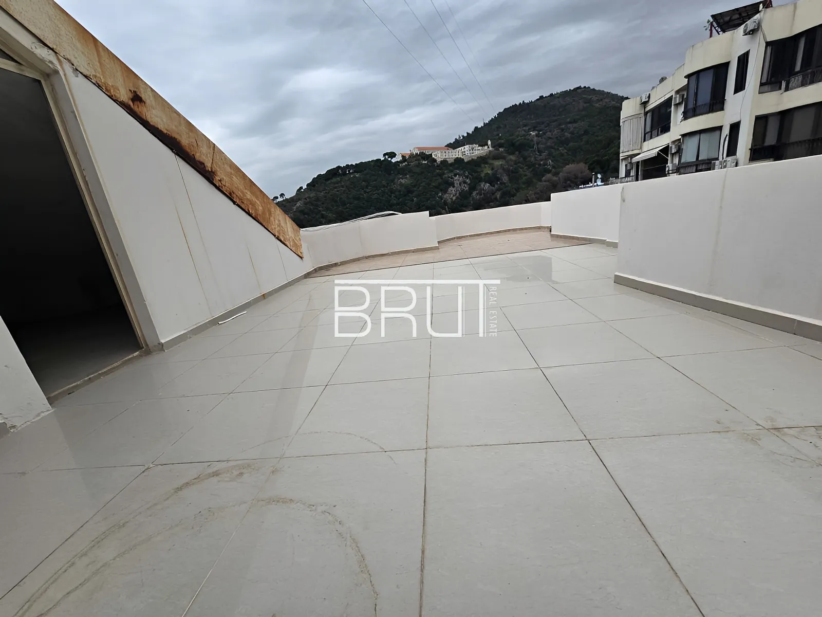 Duplex for Sale in Zouk Mikael