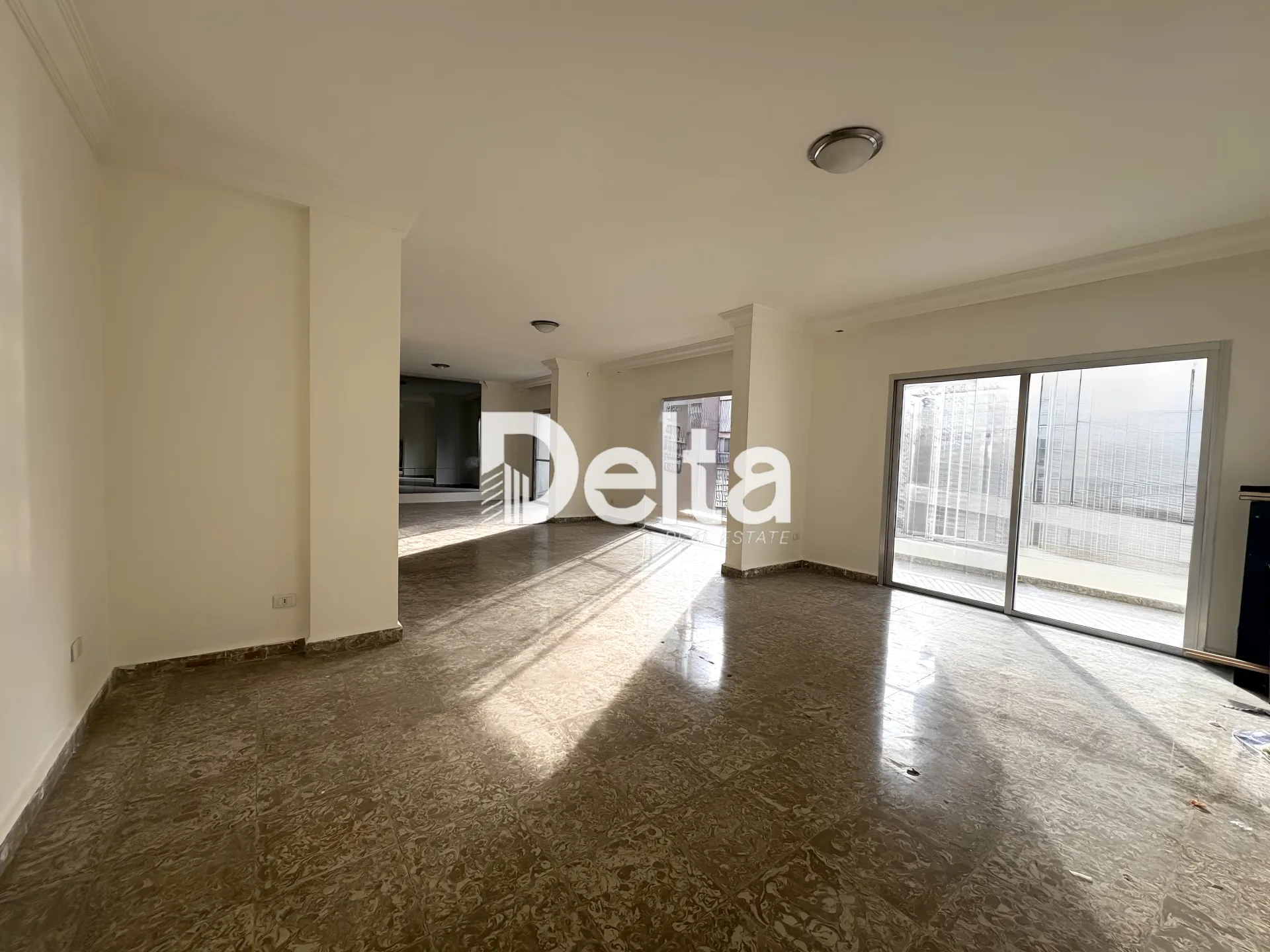 Apartment for rent in Sakiet El Janzeer