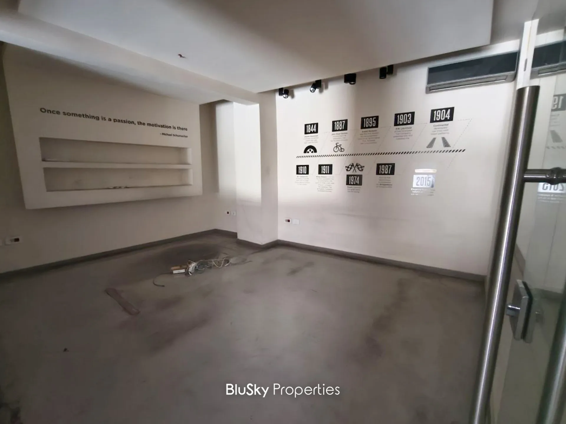 Showroom for rent in Dora, lebanon