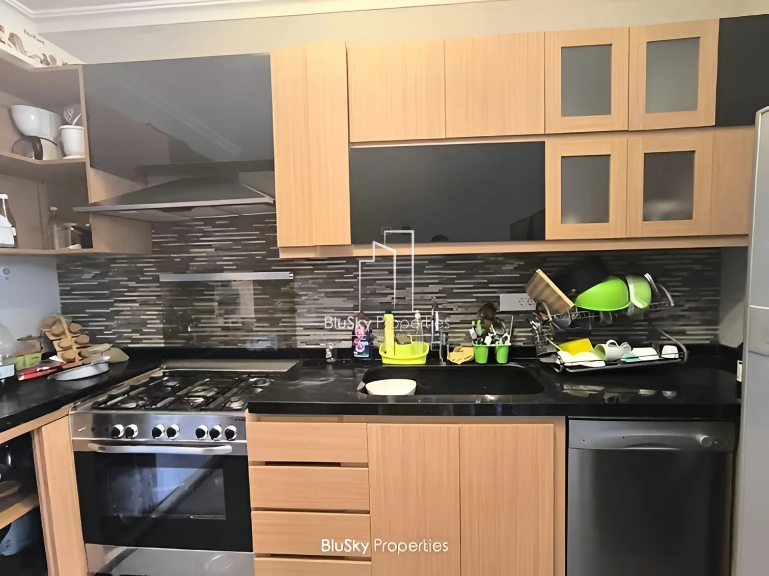 Apartment for Sale in Zalka - 3 bed, 3 bath