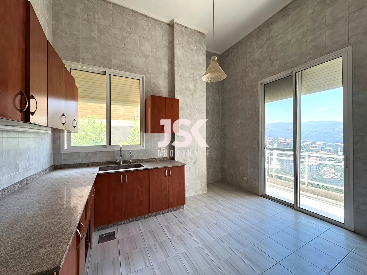Apartment for Sale in Beit Meri
