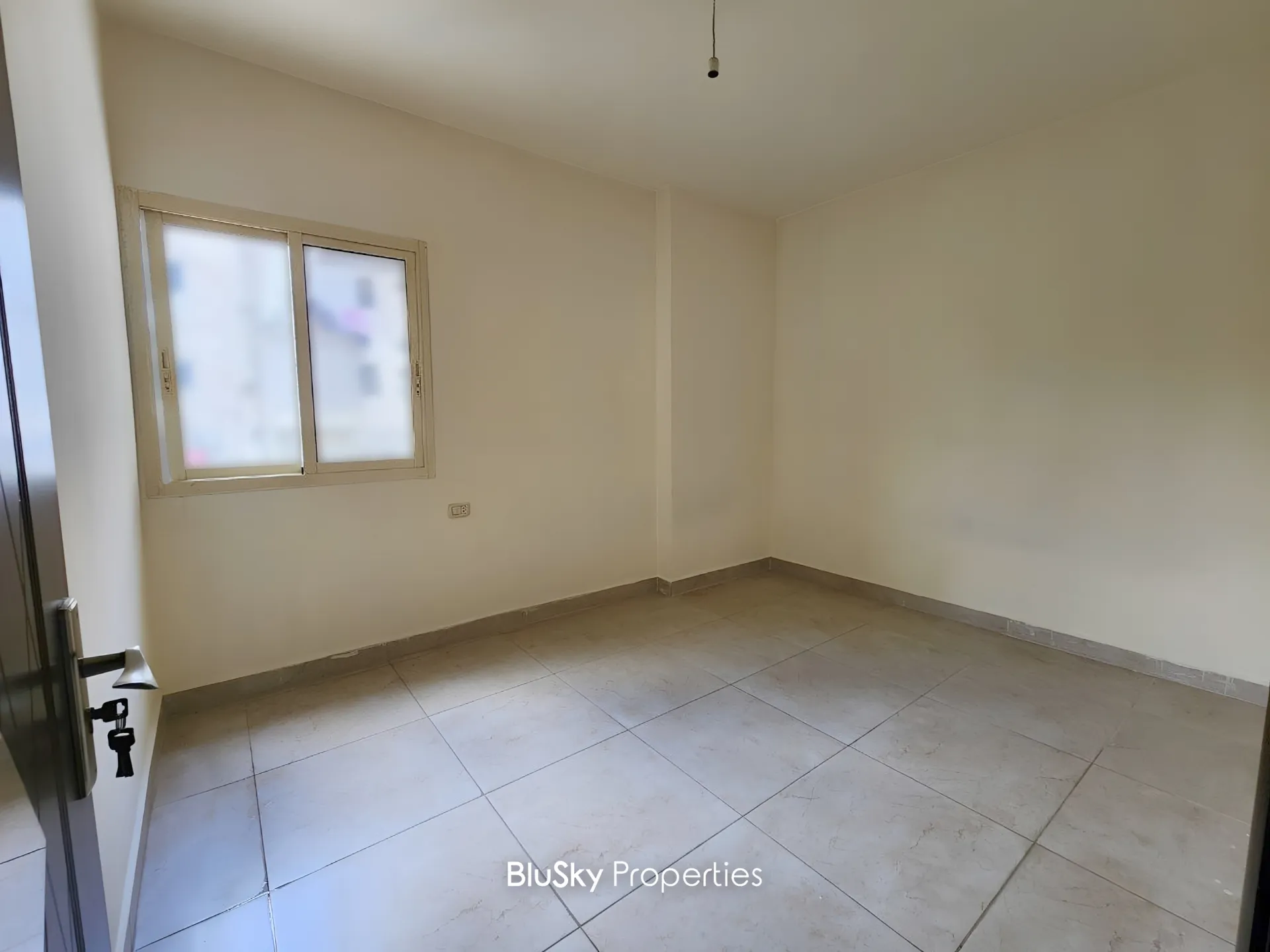 Apartment for sale in Sin el fil, lebanon - 3 bed, 3.0 bath