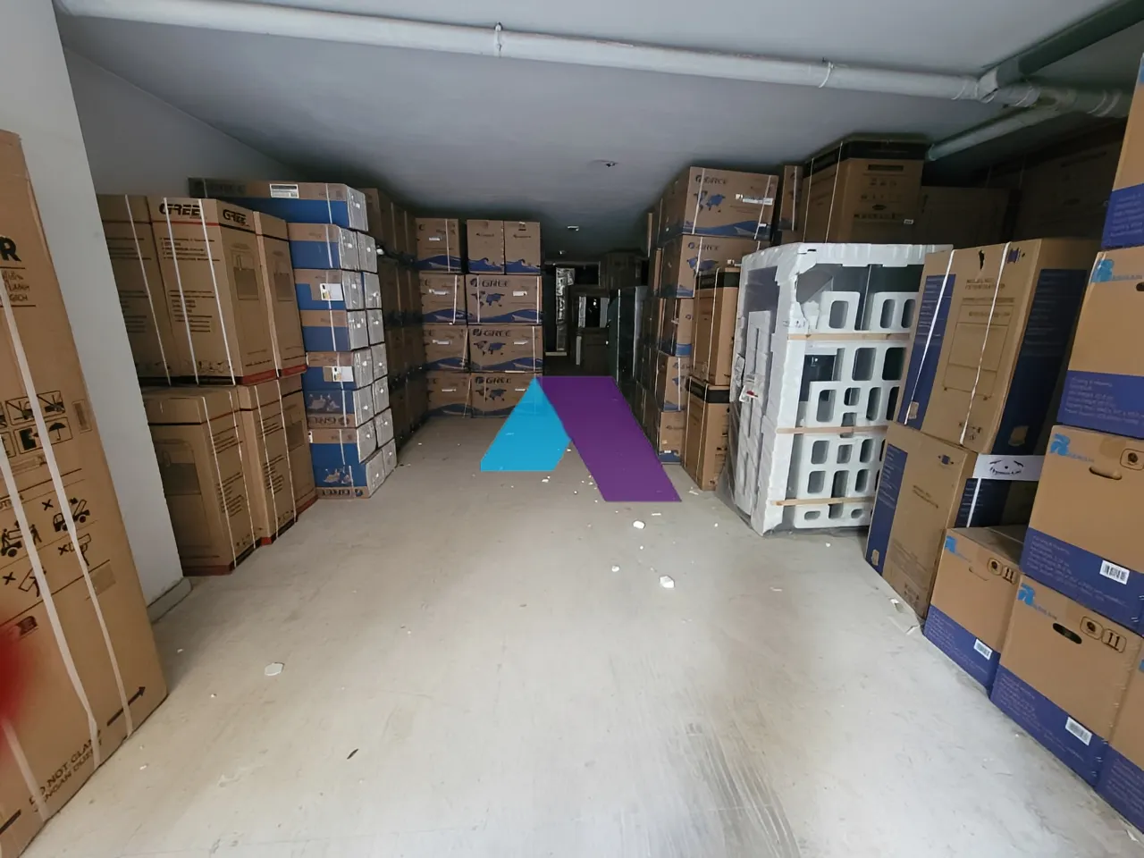 Warehouse for Sale in Hazmieh