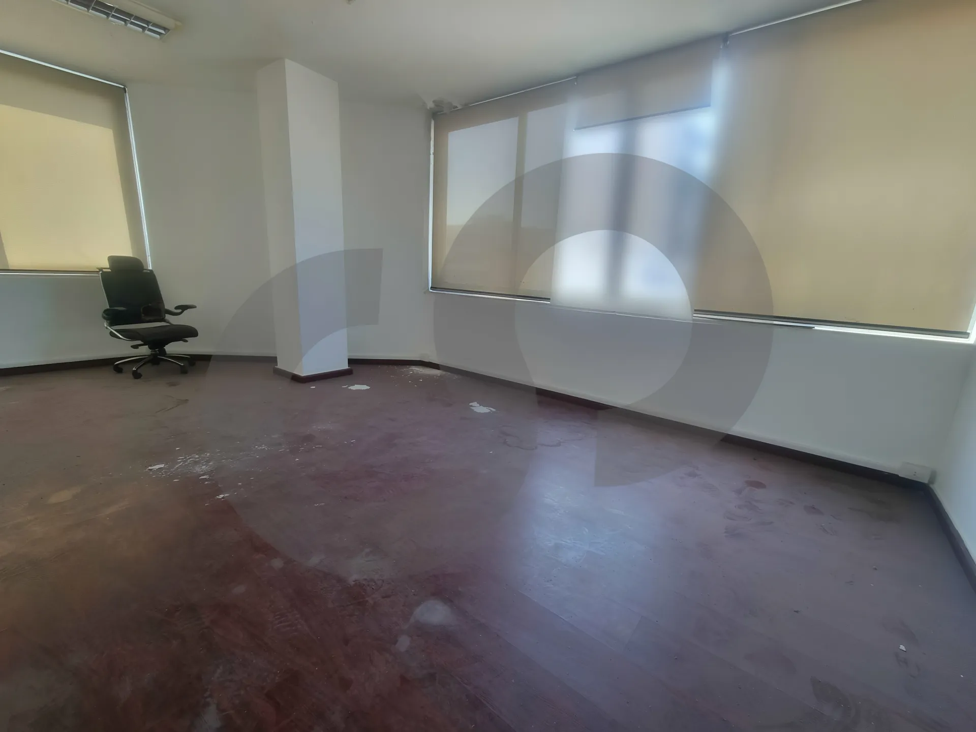 Office for Sale in Verdun