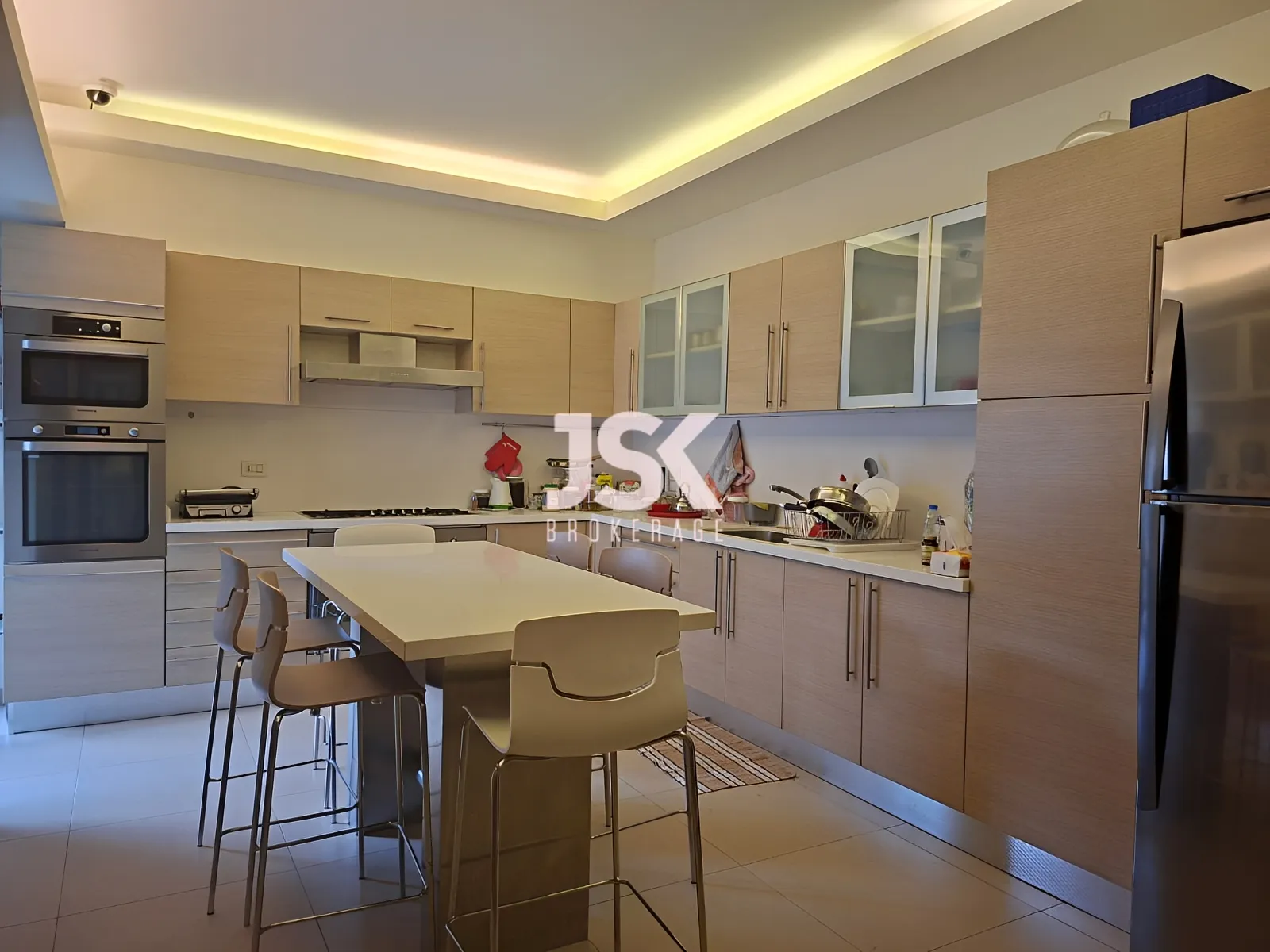 Apartment for Rent in Downtown