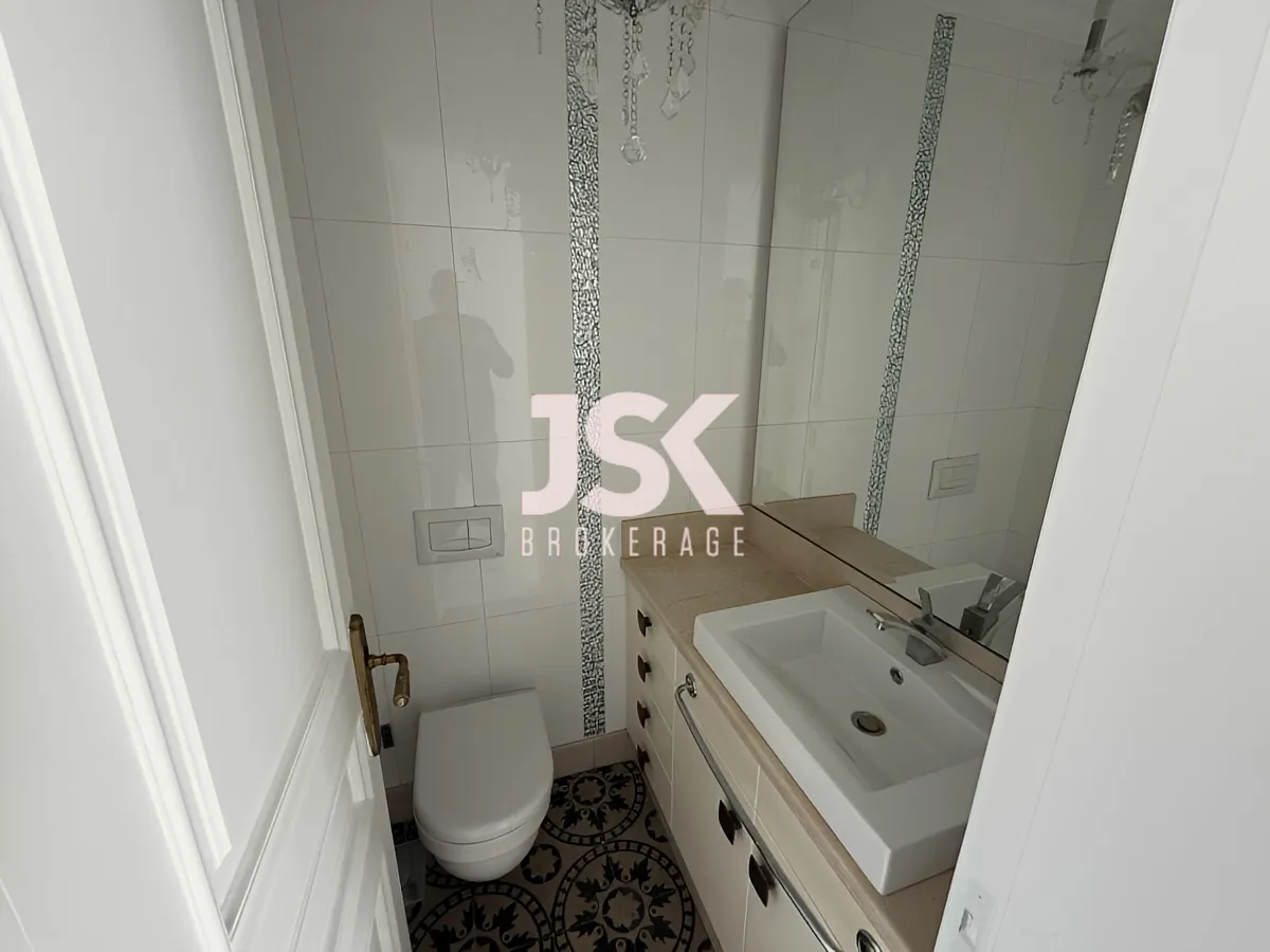 Apartment for Sale in Caree d'or, Achrafieh, Beirut, Lebanon