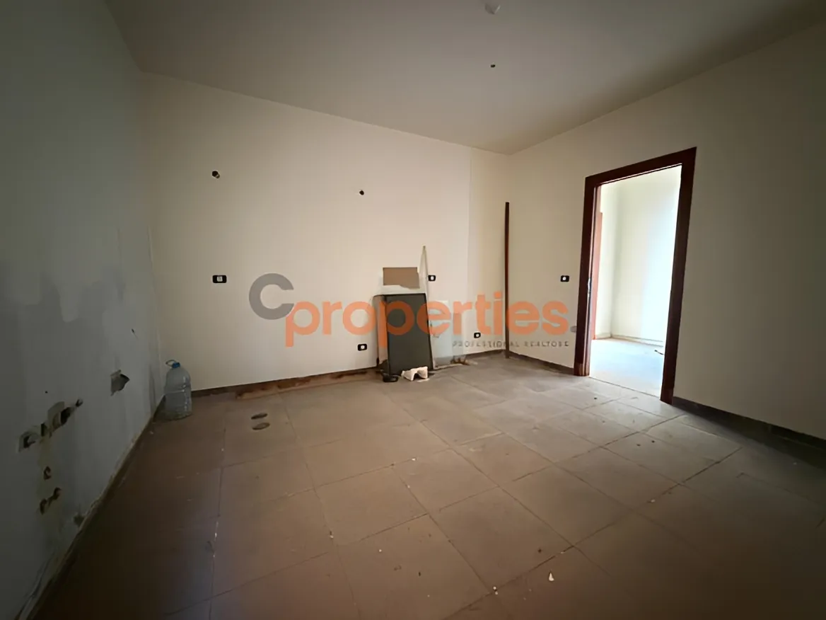 Apartment for Sale in Ballouneh