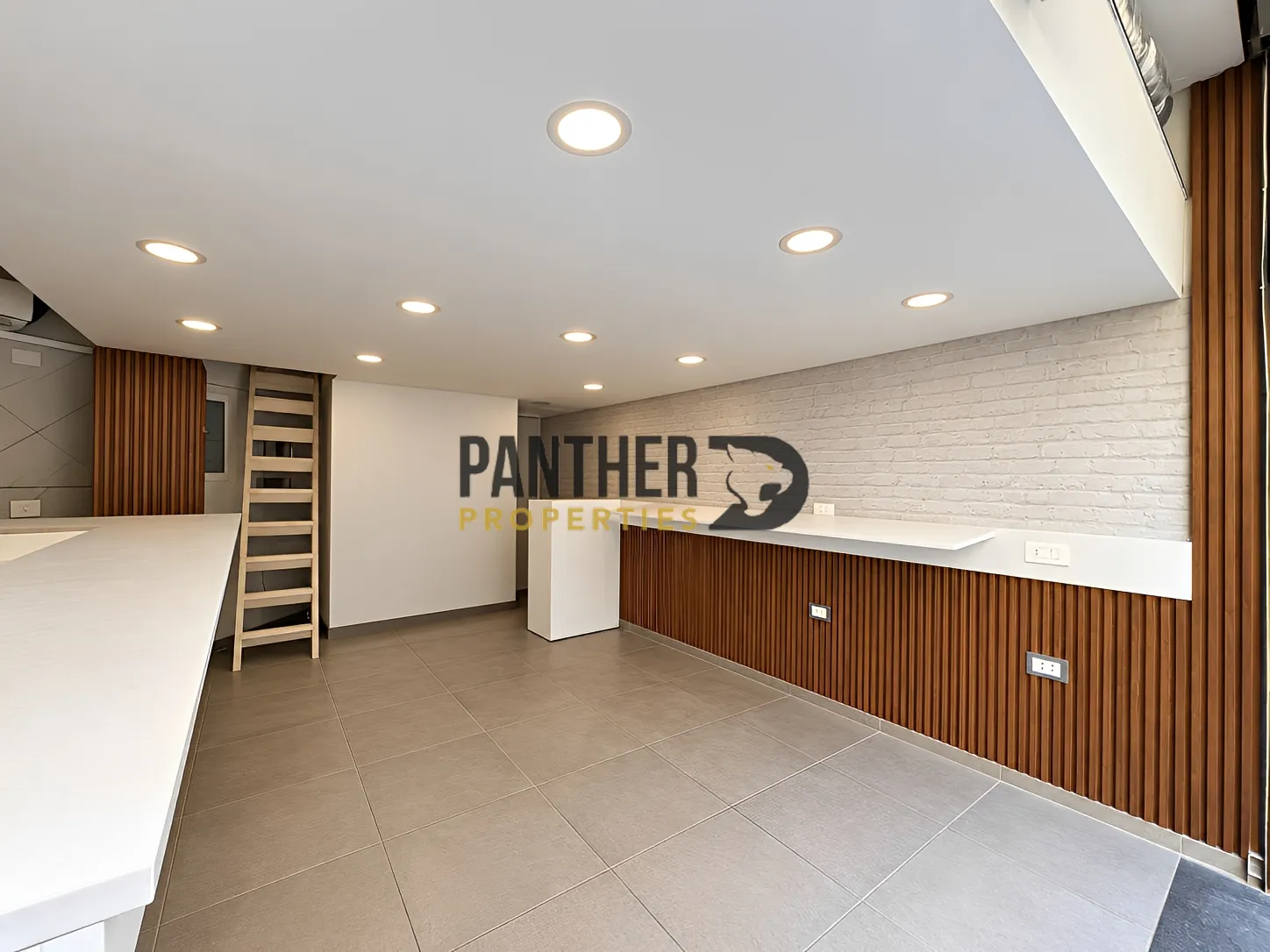 Restaurant for rent in Achrafieh