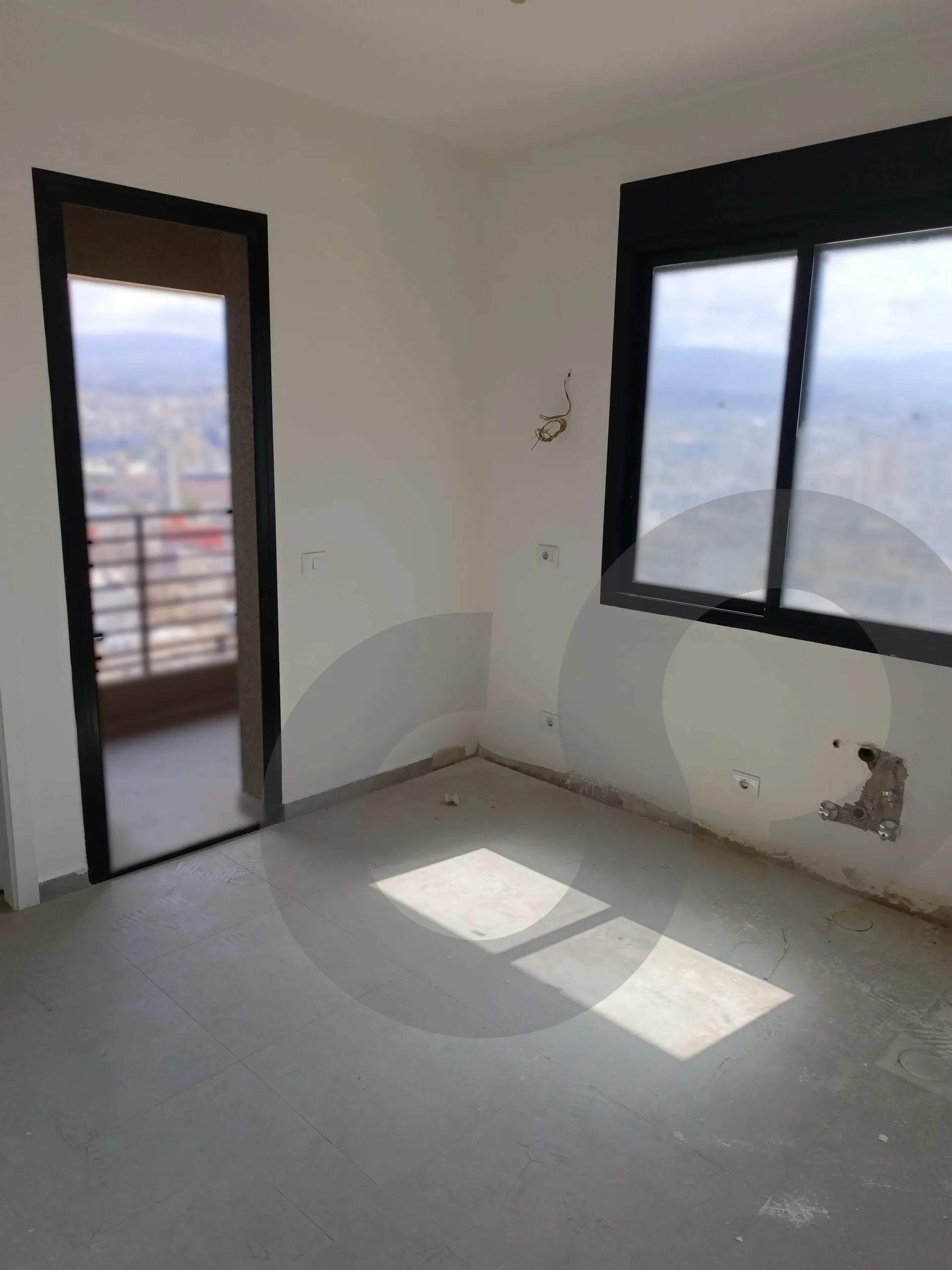 Apartment for Sale in Ain El Remmaneh