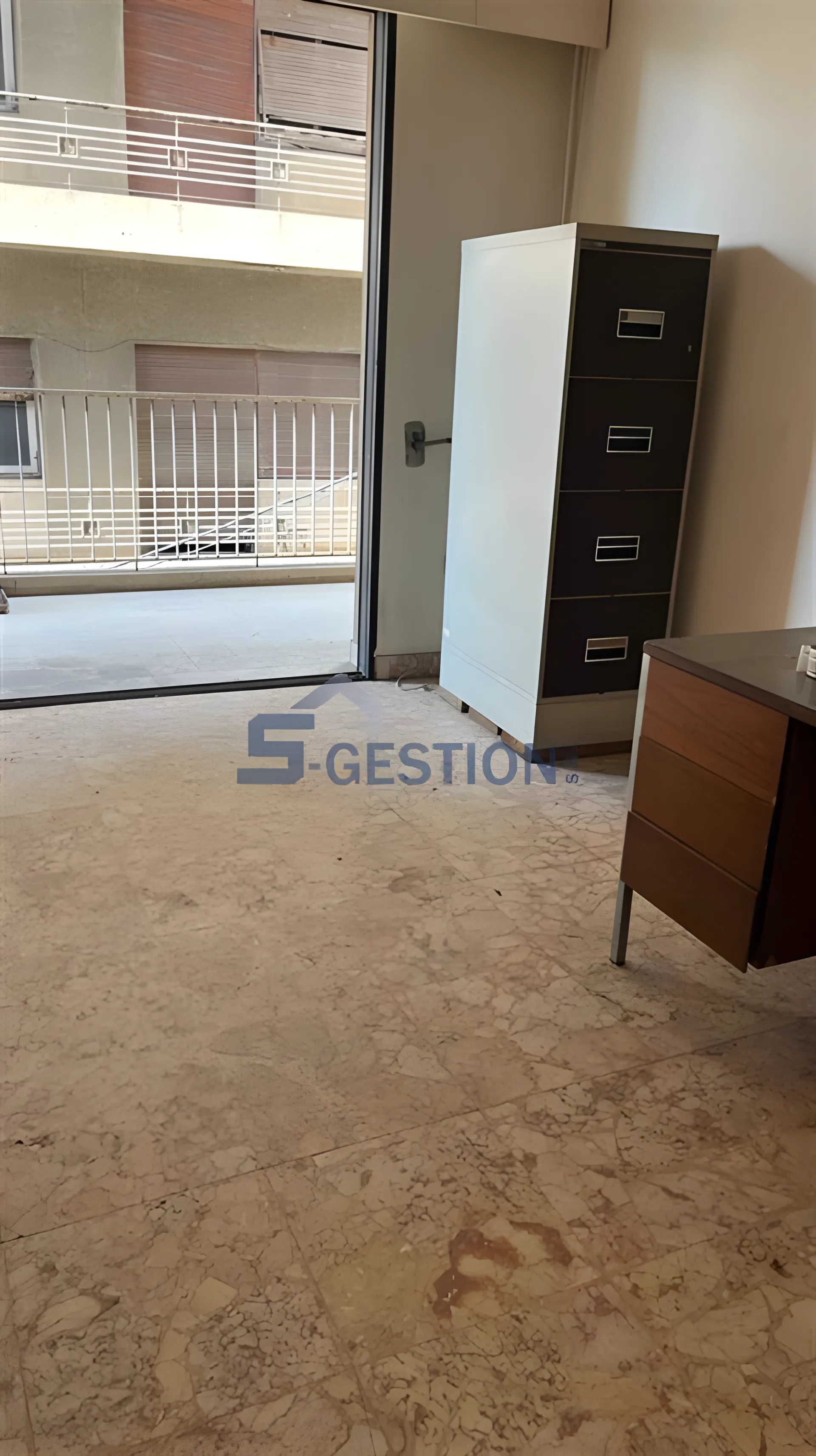Office for Sale in Saifi Village
