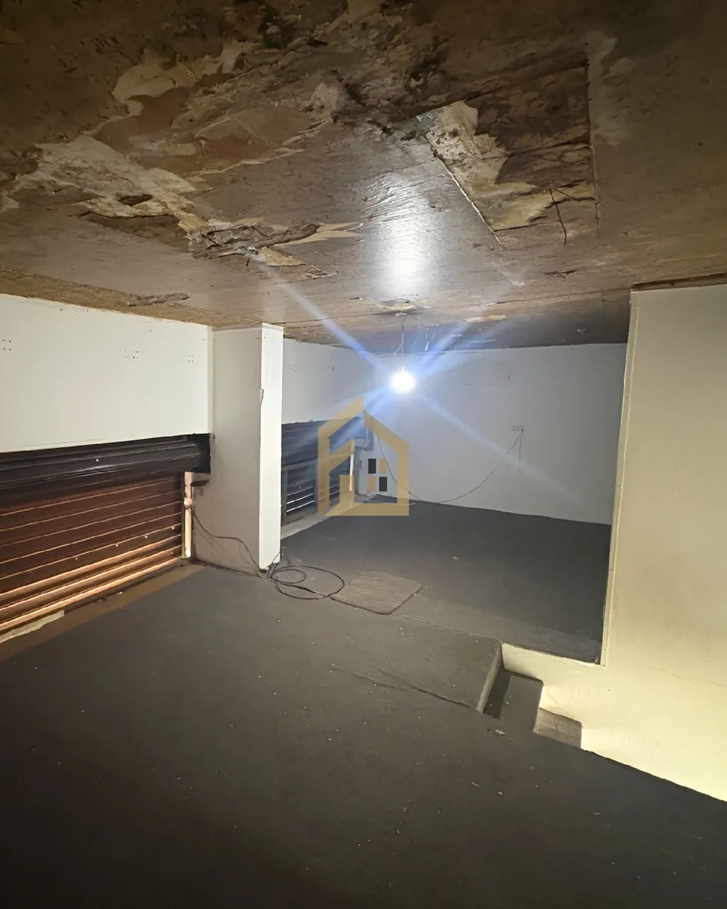 Shop for rent in Tariq El Jdideh, Beirut, Lebanon