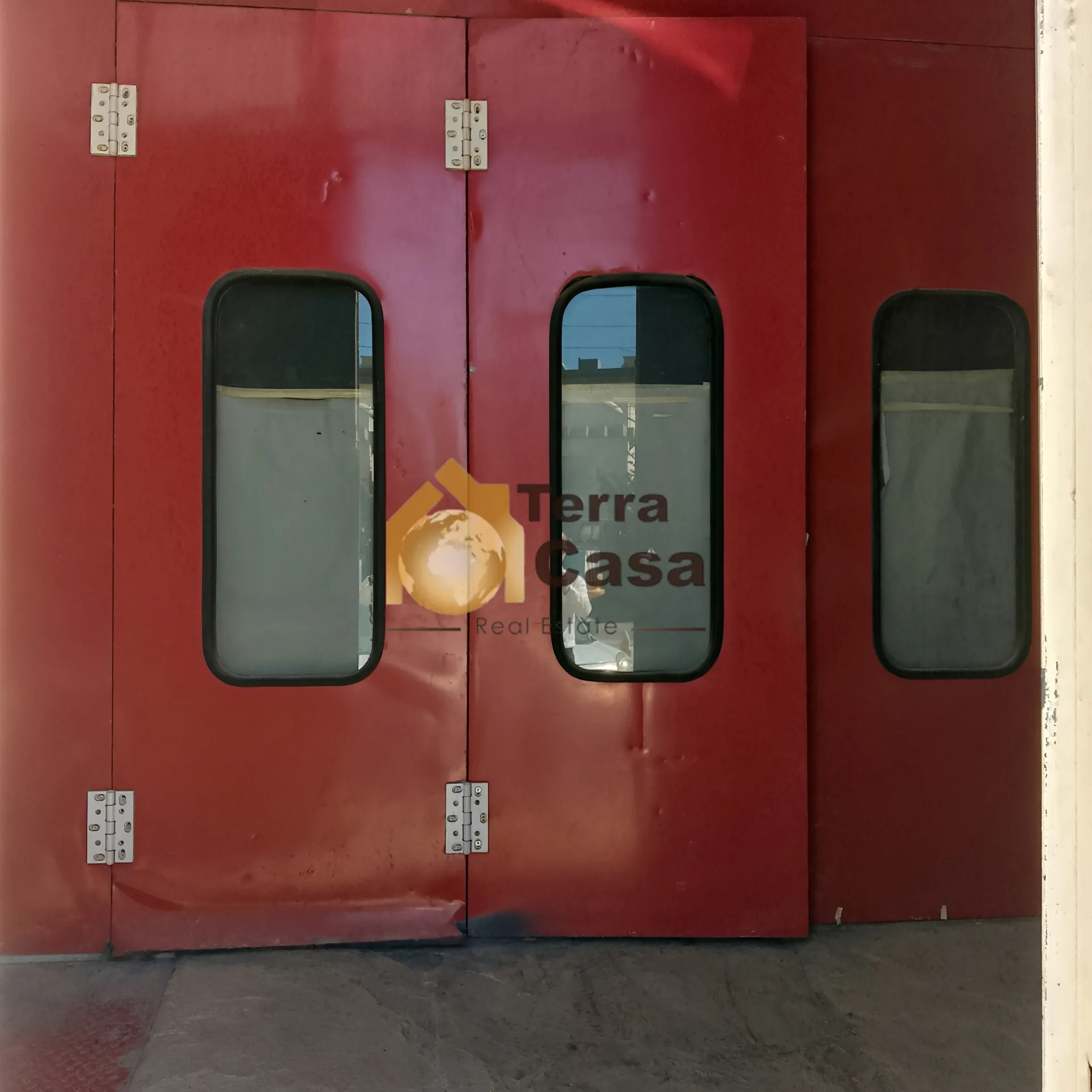 Commercial for rent in Madine el Sinayia