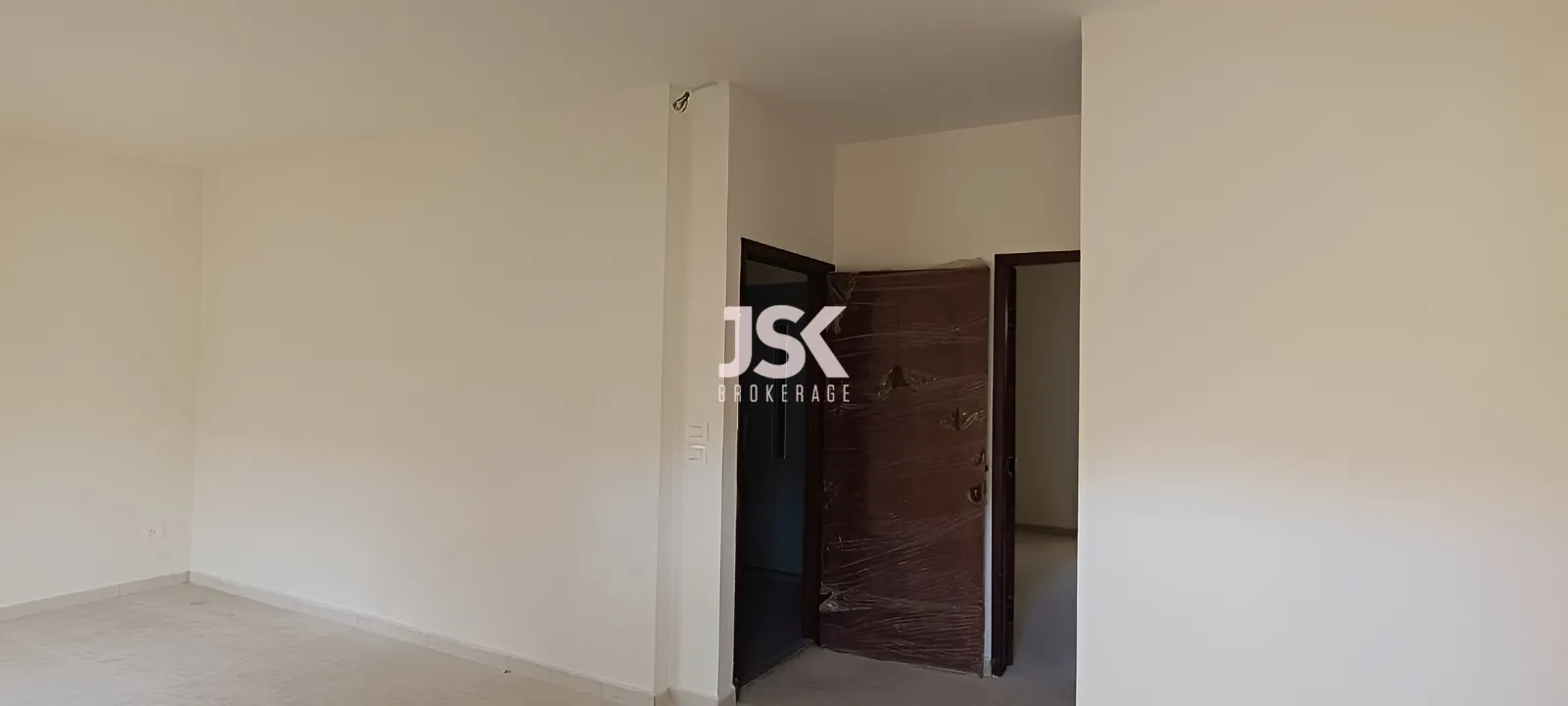 Apartment for Sale in Zouk Mosbeh - 3 bed, 3 bath