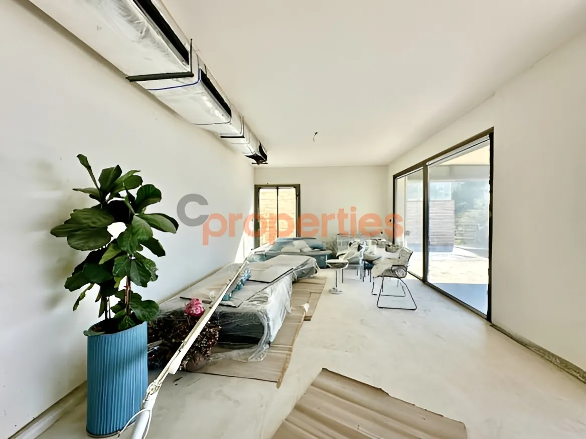 Apartment for Sale in Mtaileb