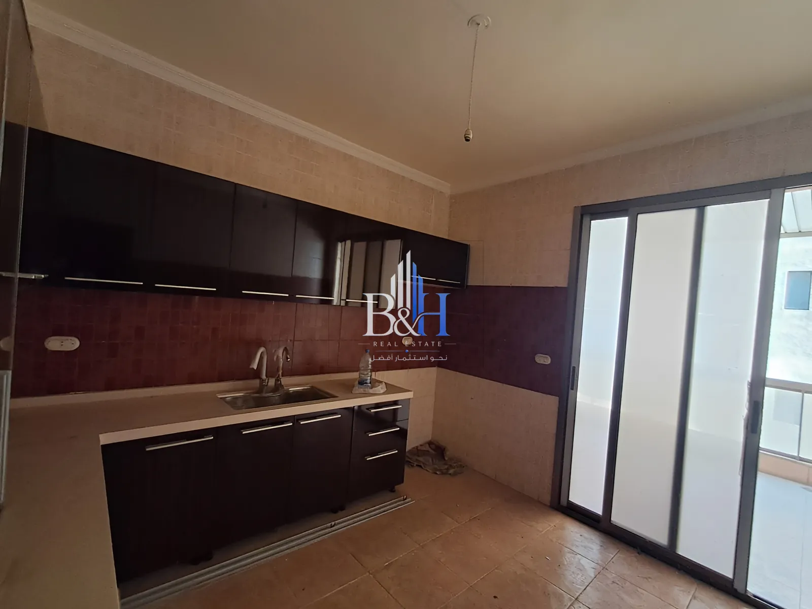 Apartment for sale in Dawhet aramoun, lebanon