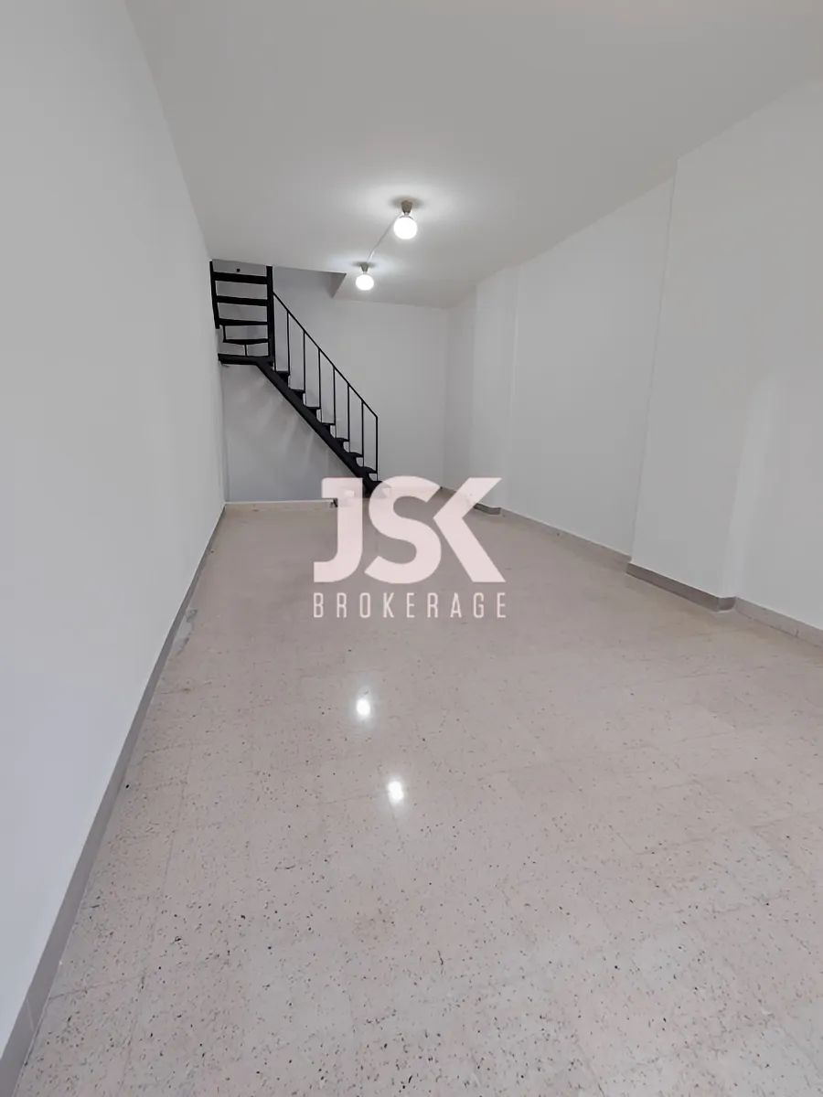 Shop for sale in Jdeideh