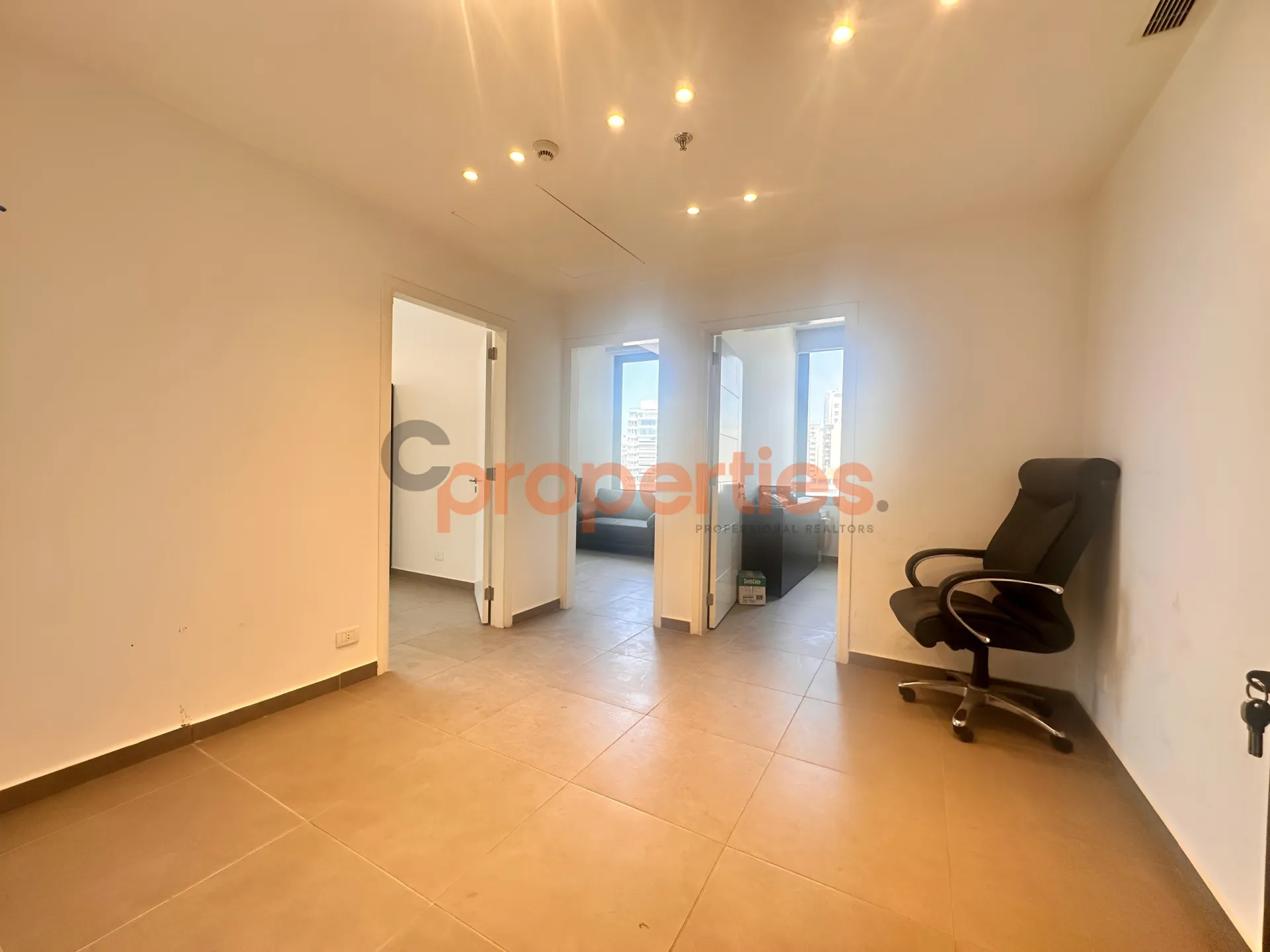 Office for Sale in Unesco