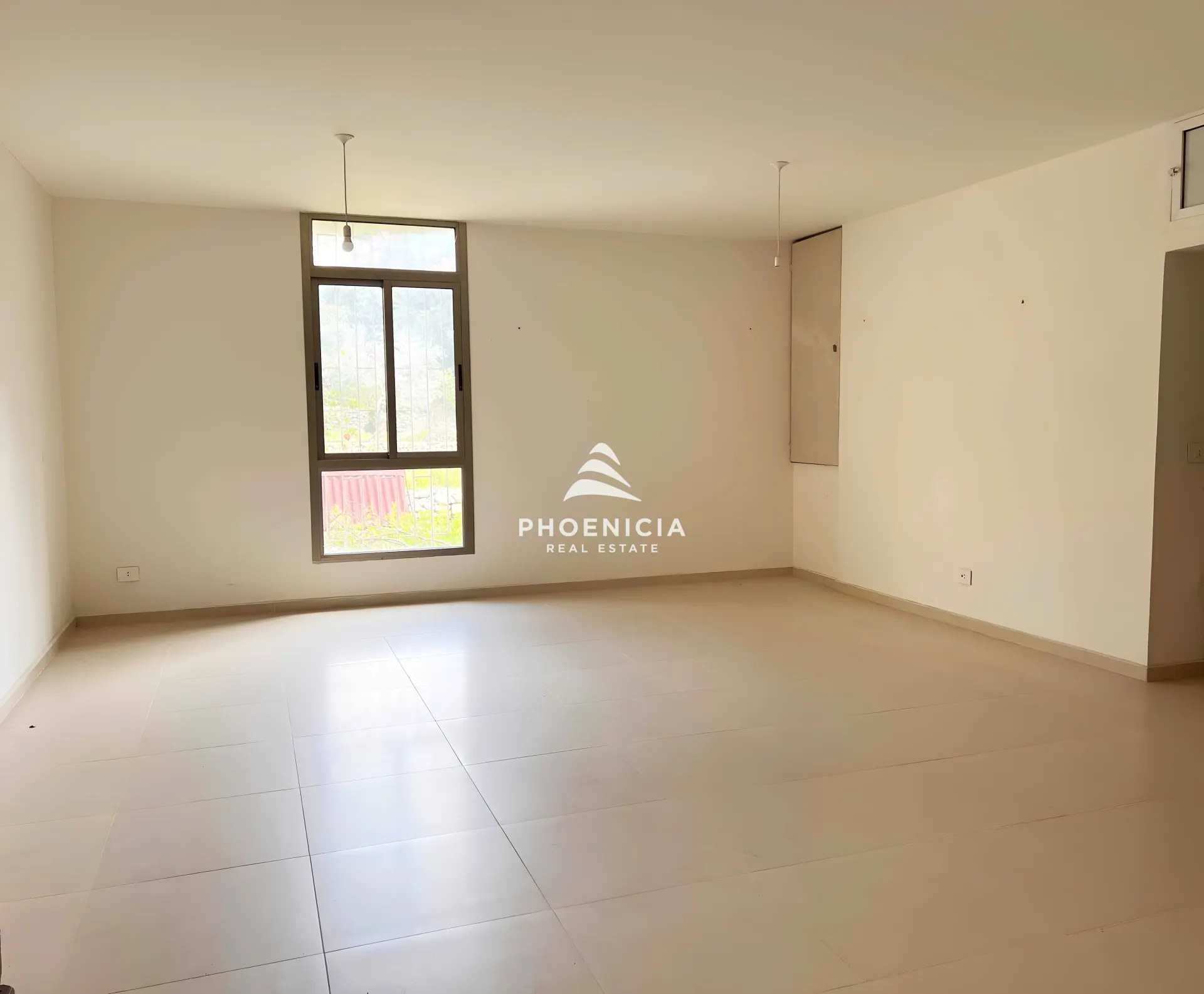 Shop for Sale in Aamchit