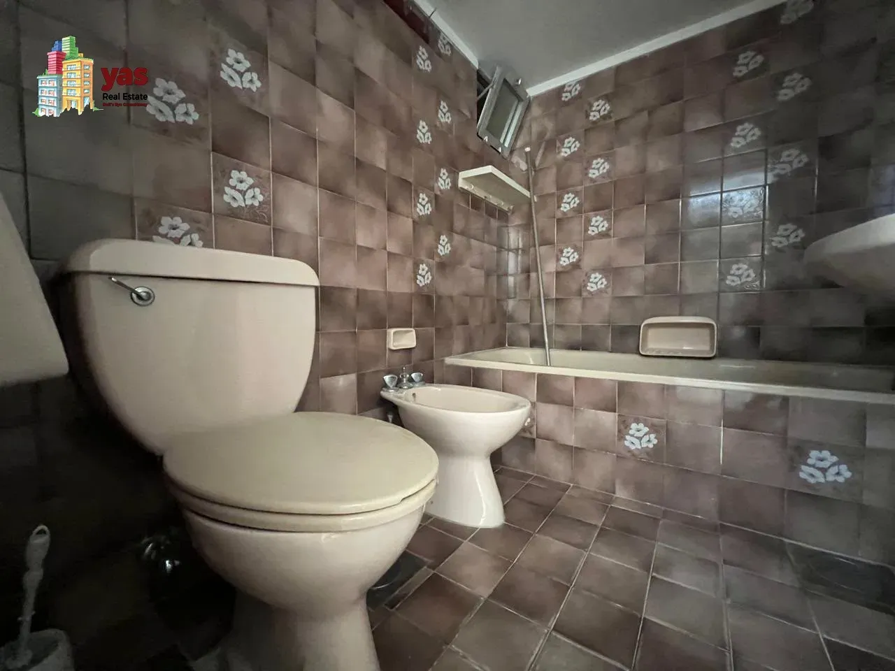 Apartment for Rent in Bqennaya