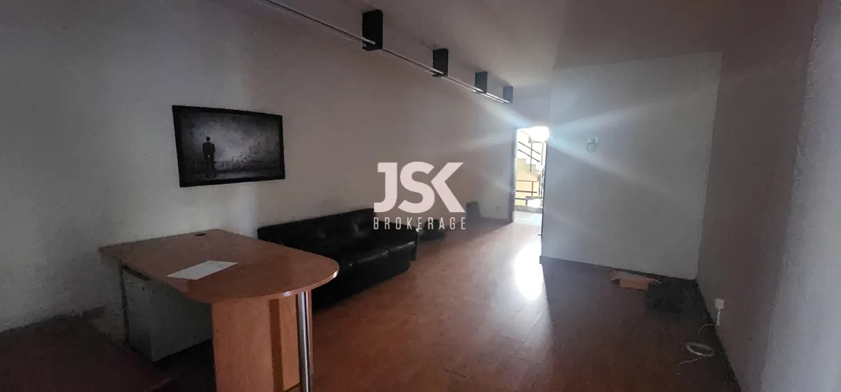 Office for rent in Jisr El Bacha