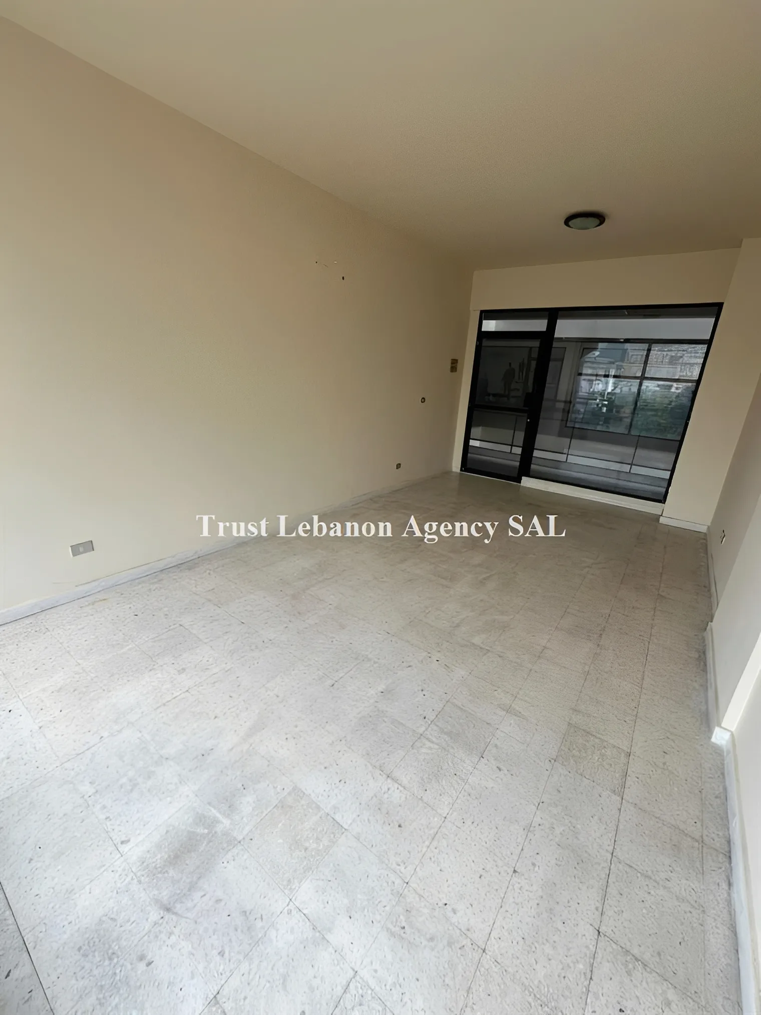 Shop for sale in Alay, chweifat