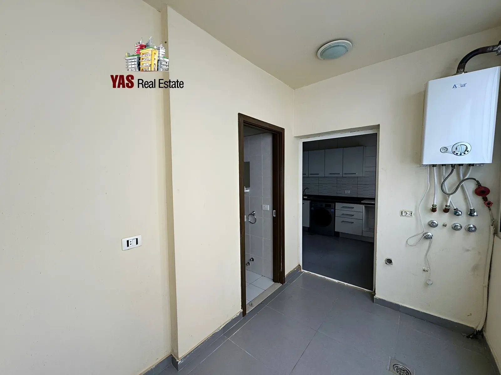 Apartment for Sale in Ballouneh