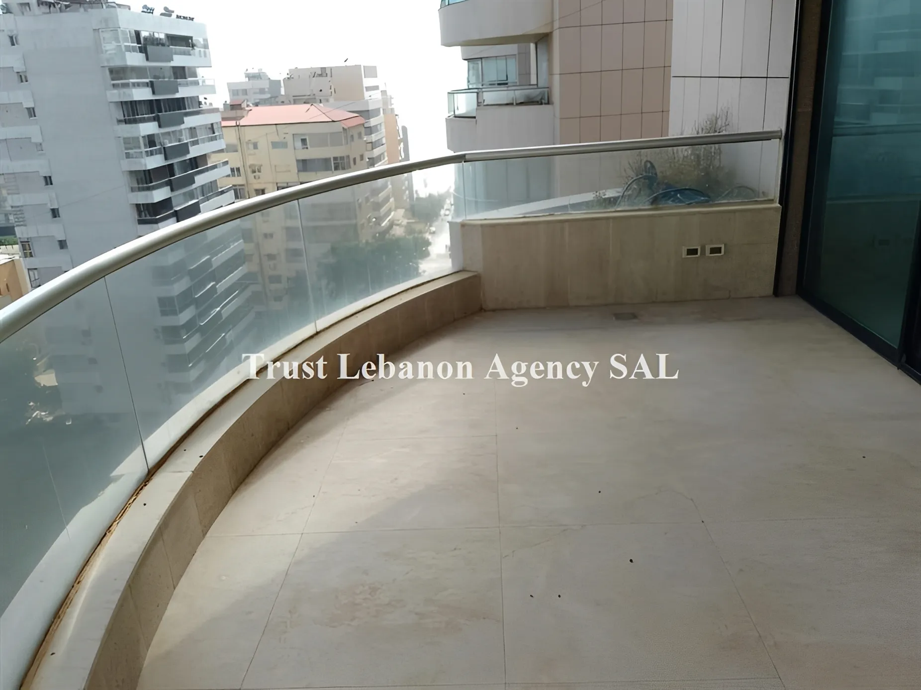 Apartment for Sale in Ramlet El Bayda Beirut Lebanon - 3 bed, 4 bath