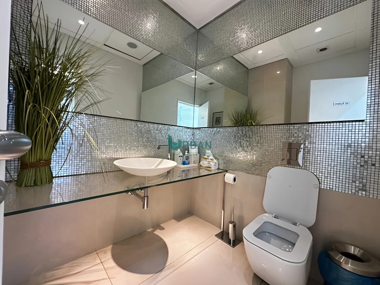 Office for rent in Zalqa, lebanon