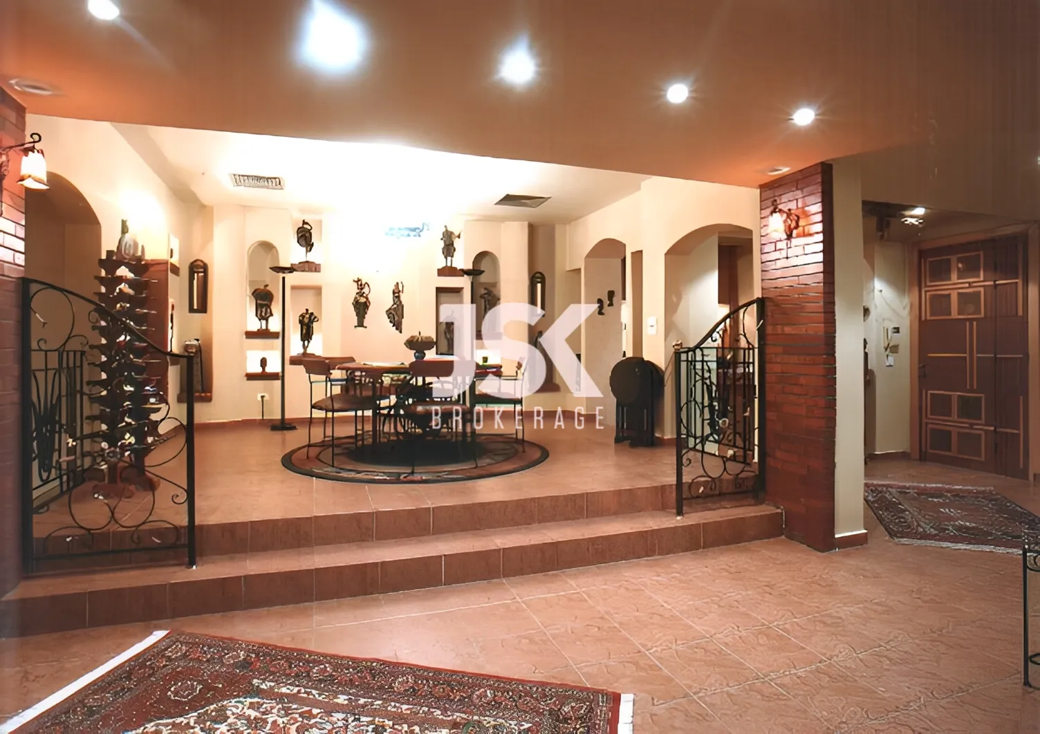 Villa for Sale in Adma w Dafnah, Lebanon - 4 bed, 6 bath