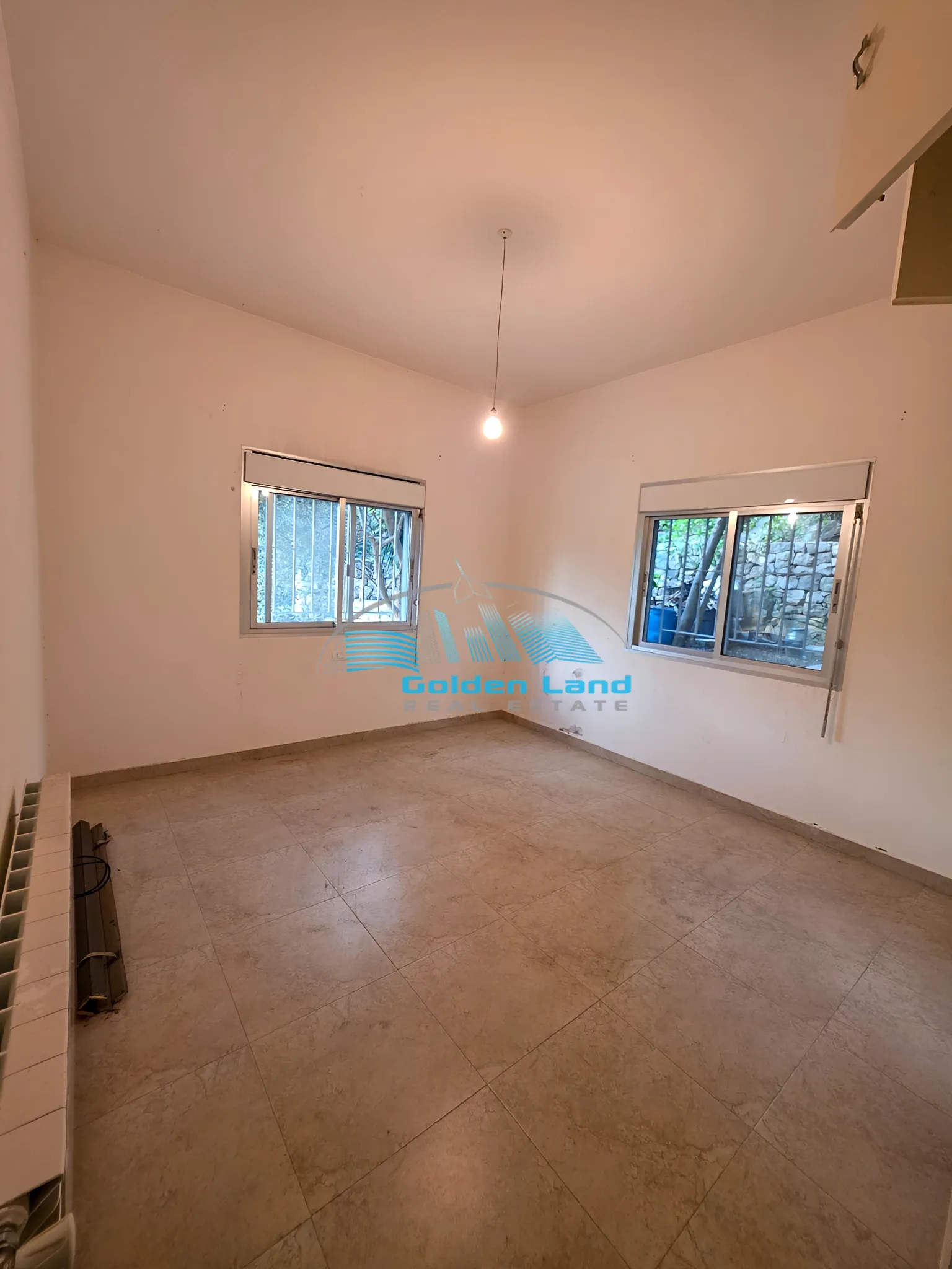 Apartment for Rent in Qornet El Hamra