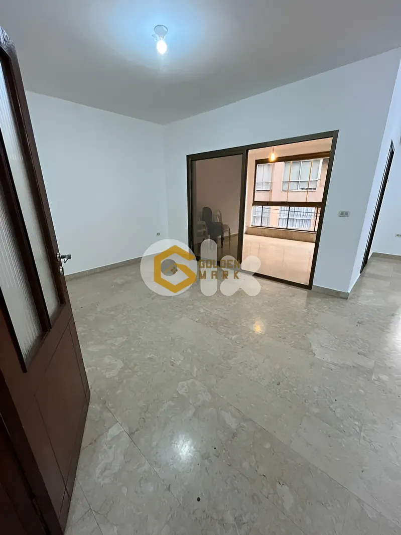 Apartment for Sale in Zarif, Bayrut