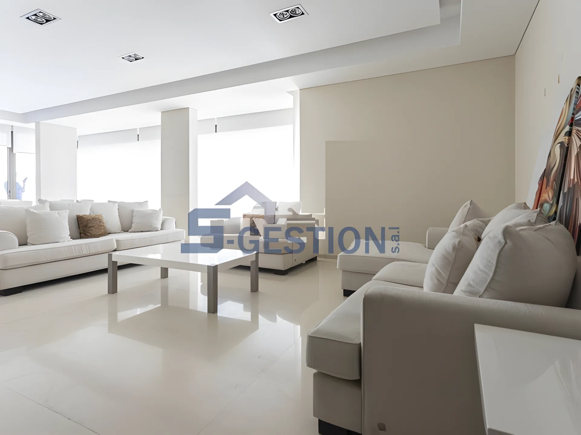 Apartment for Sale in Achrafieh - 3 bed, 4 bath