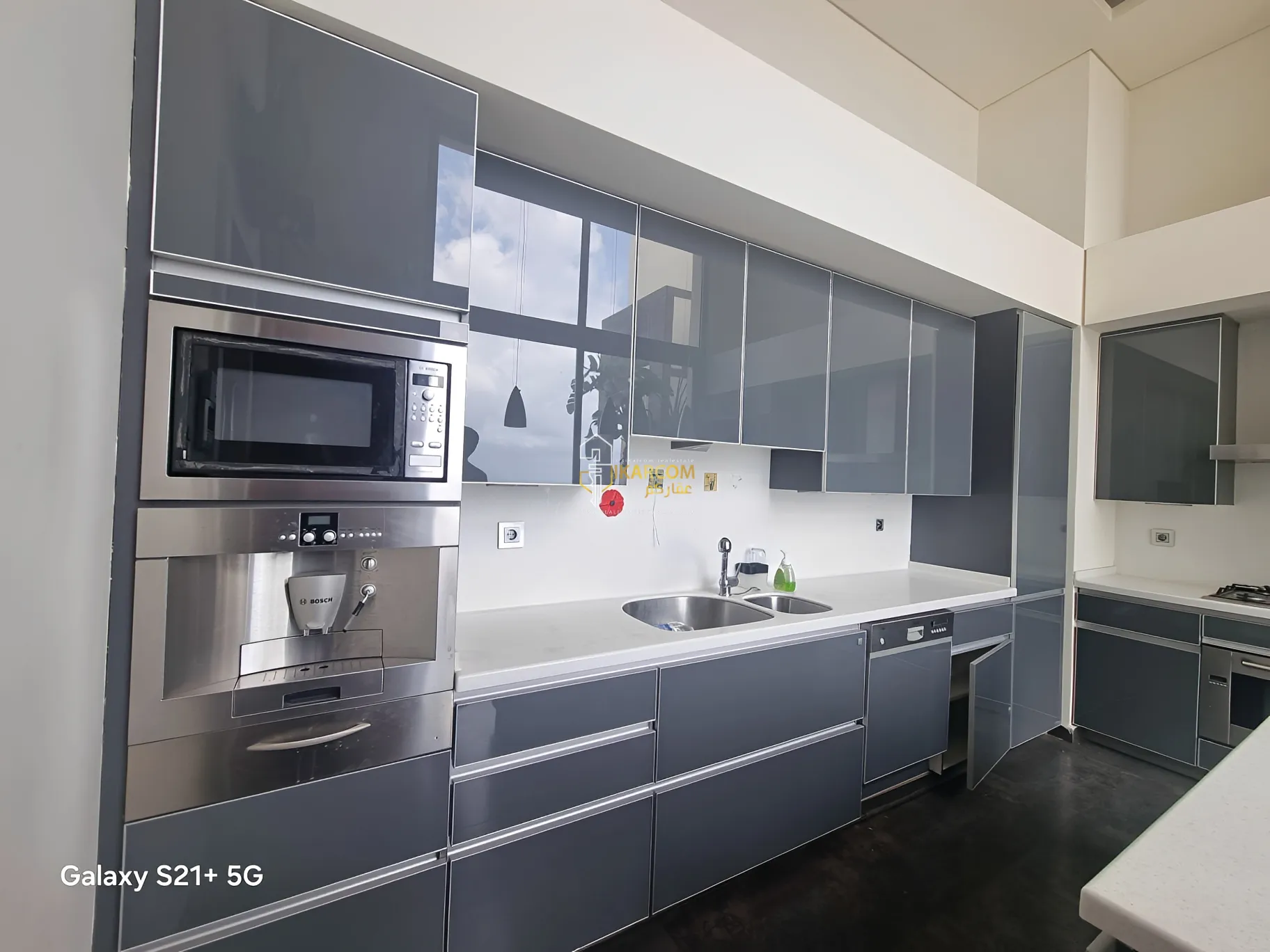Apartment for sale in Jeanne Darc, Bayrut, Lebanon