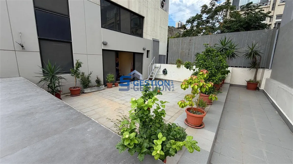 Office for Rent in Achrafieh