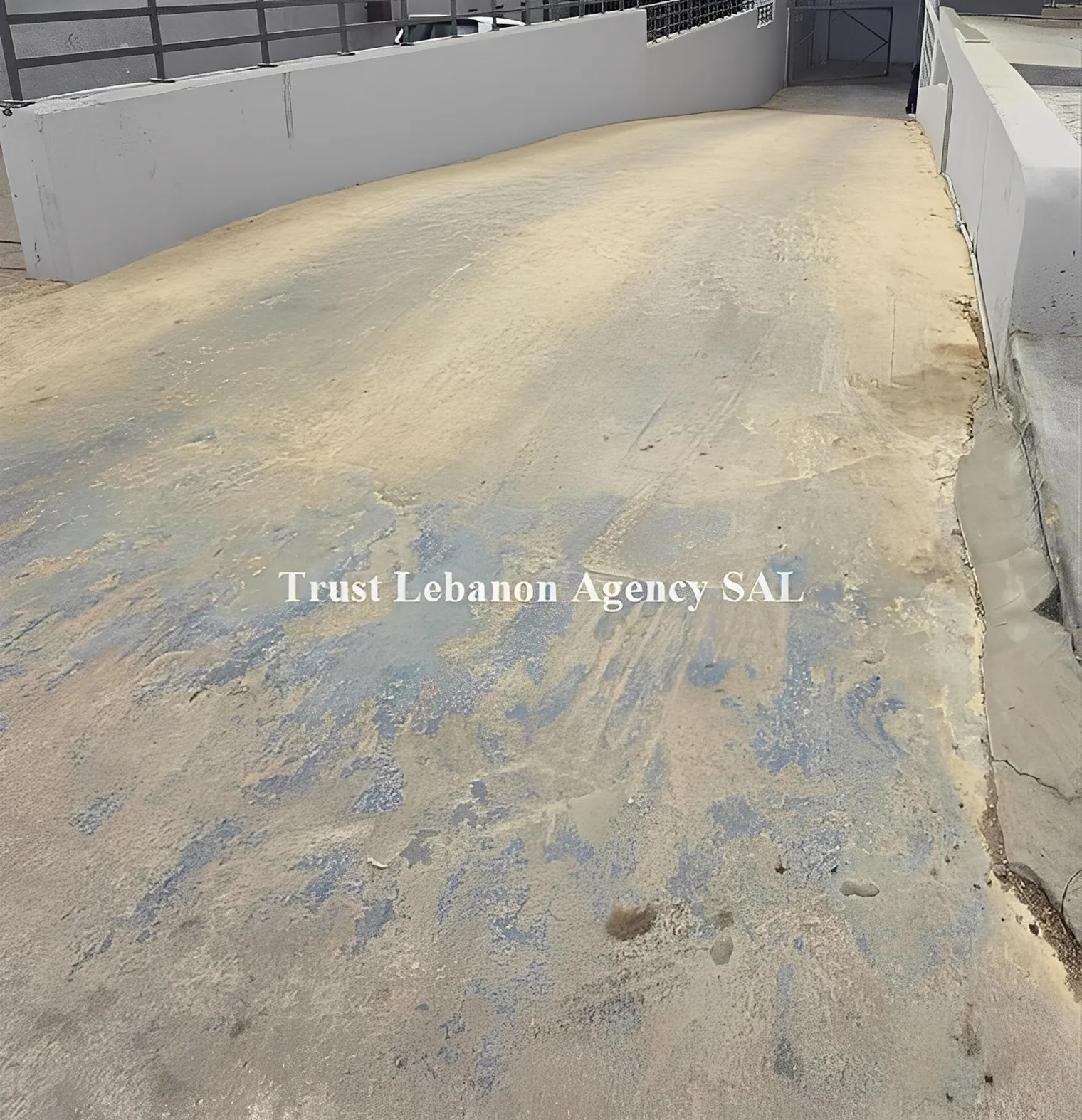 Commercial Property For Rent in Metn, Mkalles