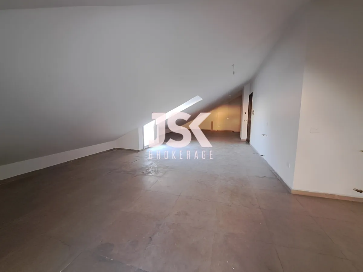 Duplex for Sale in Cornet Chahwan, Lebanon