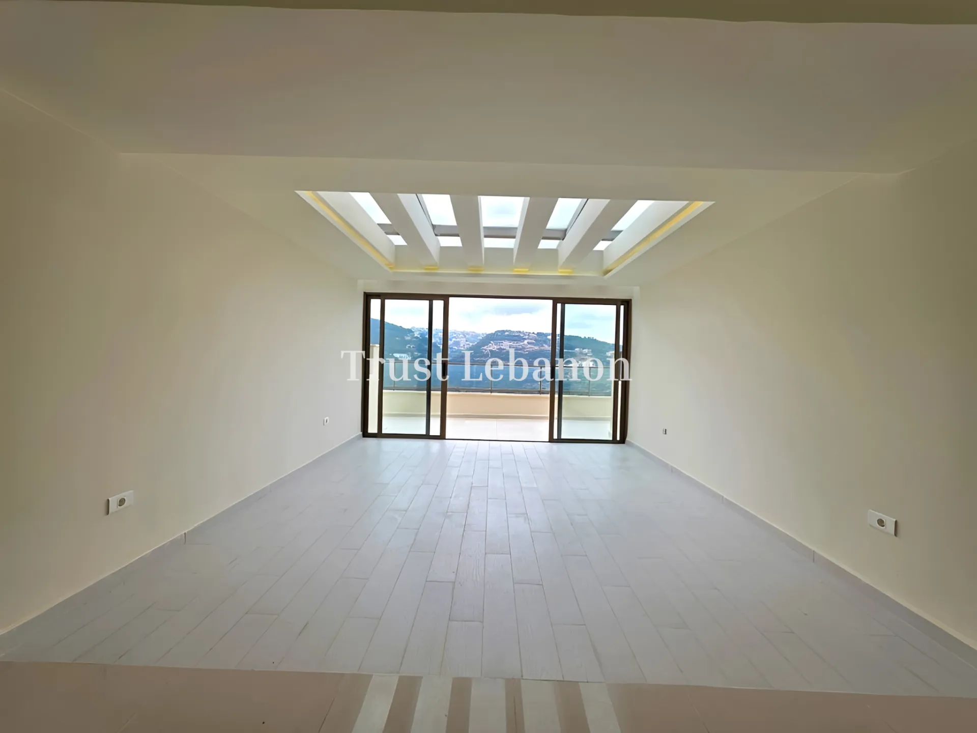 Duplex for sale in Cornet Chahwan