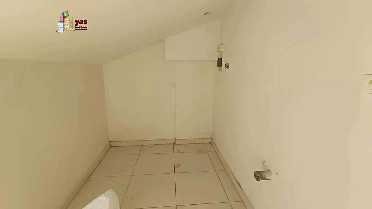 Apartment for Sale in Mansourieh - 6 bed, 3 bath