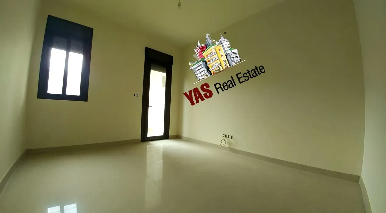 Apartment for Sale in Ballouneh