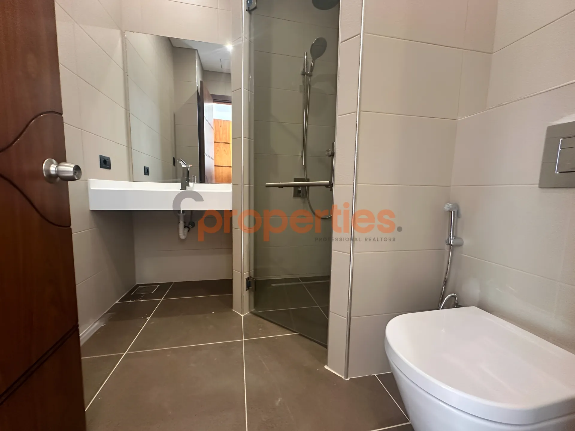 Apartment for Rent in Raoucheh