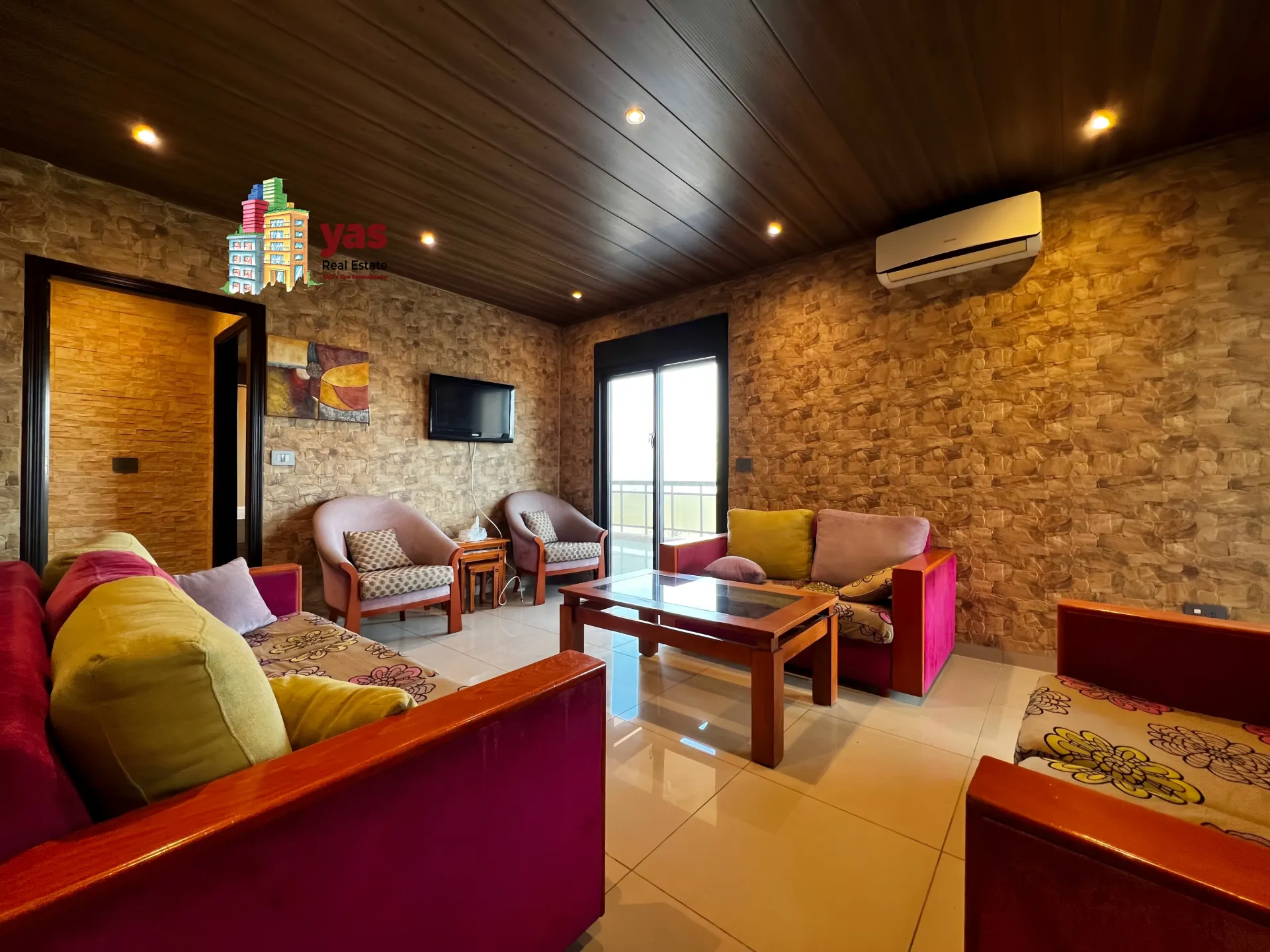 Apartment for Rent in Ballouneh