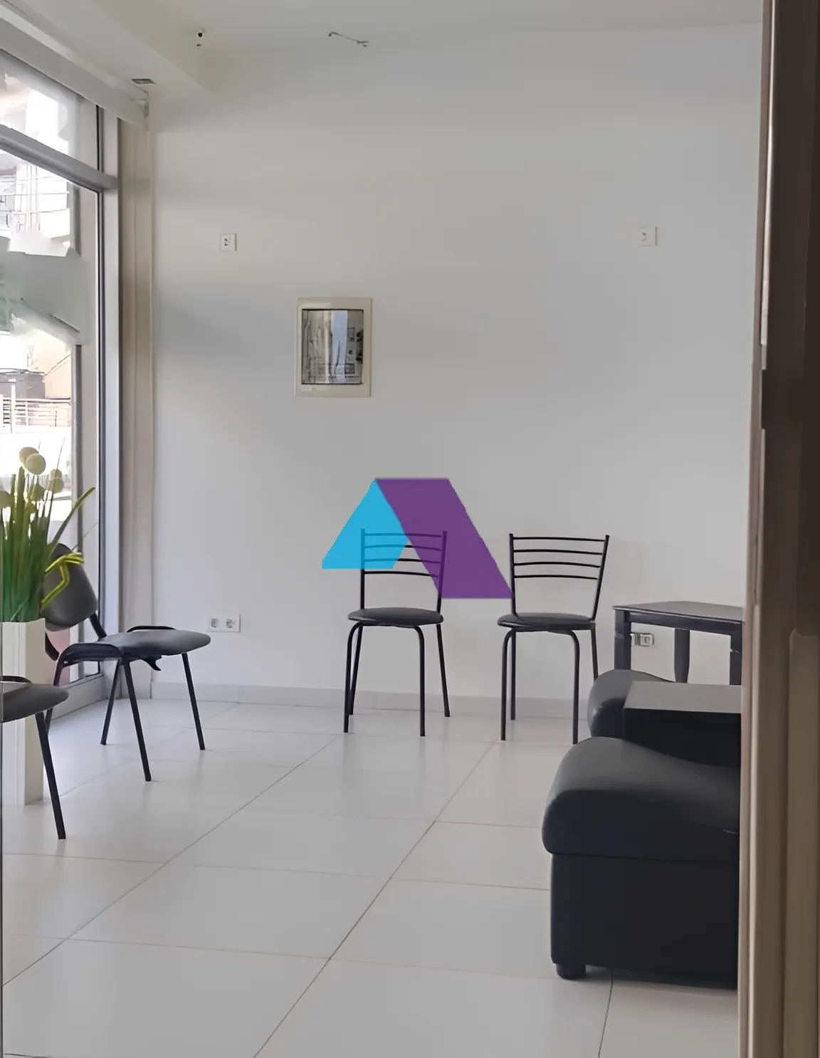 Office for Sale in Dekwaneh