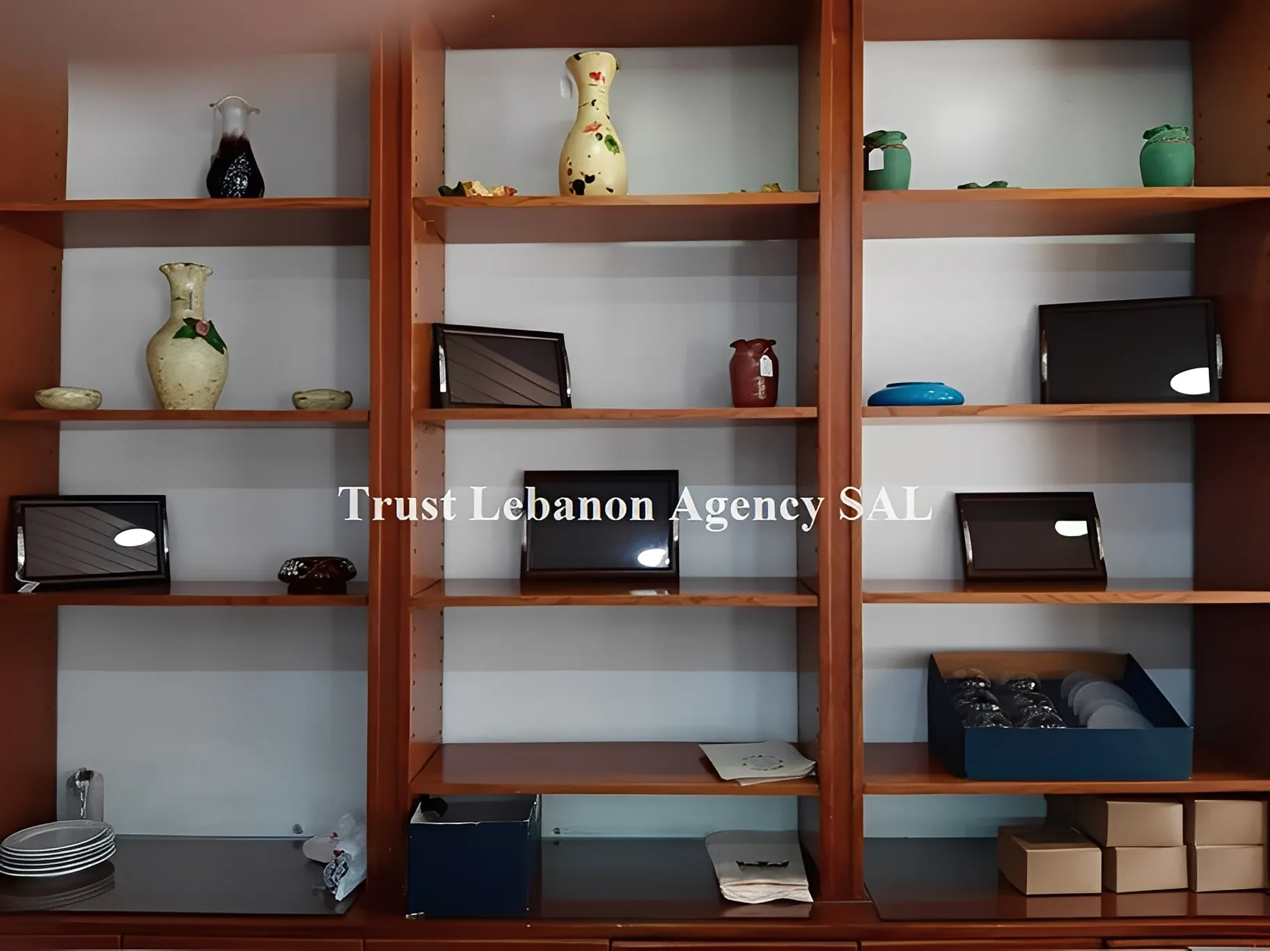 Shop for sale in Baabda, Hadath