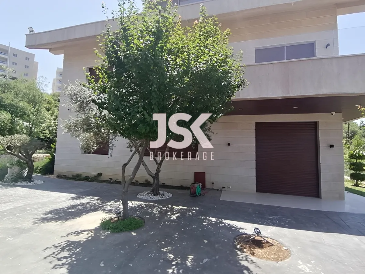 Villa for Sale in Annaya , Lebanon