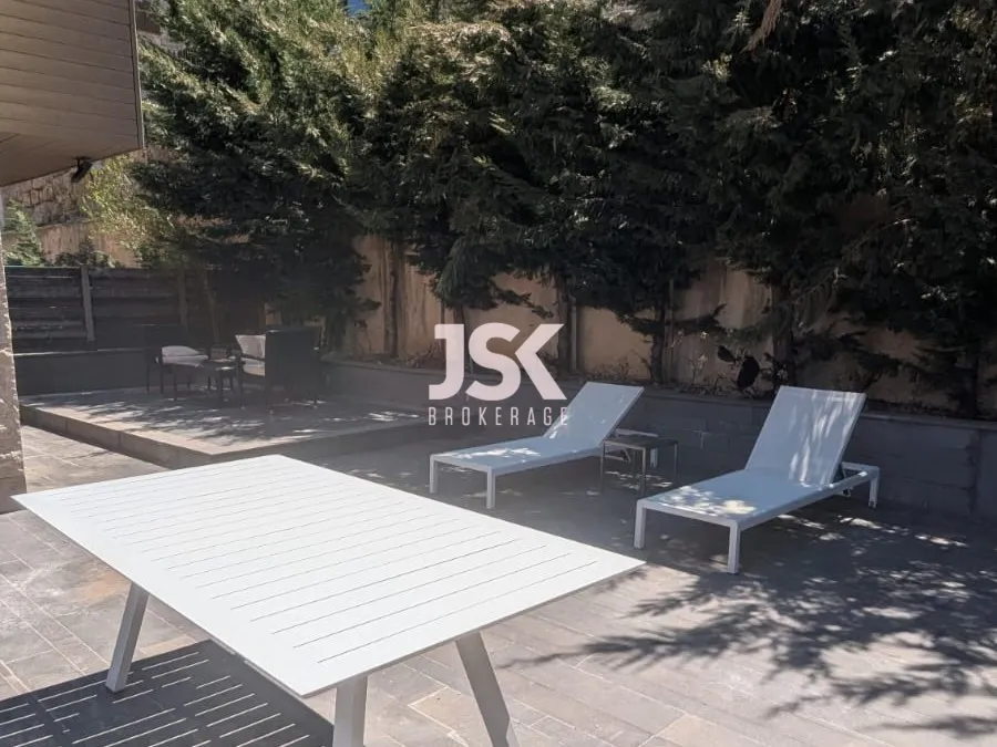 Chalet for Sale in Kfardebian