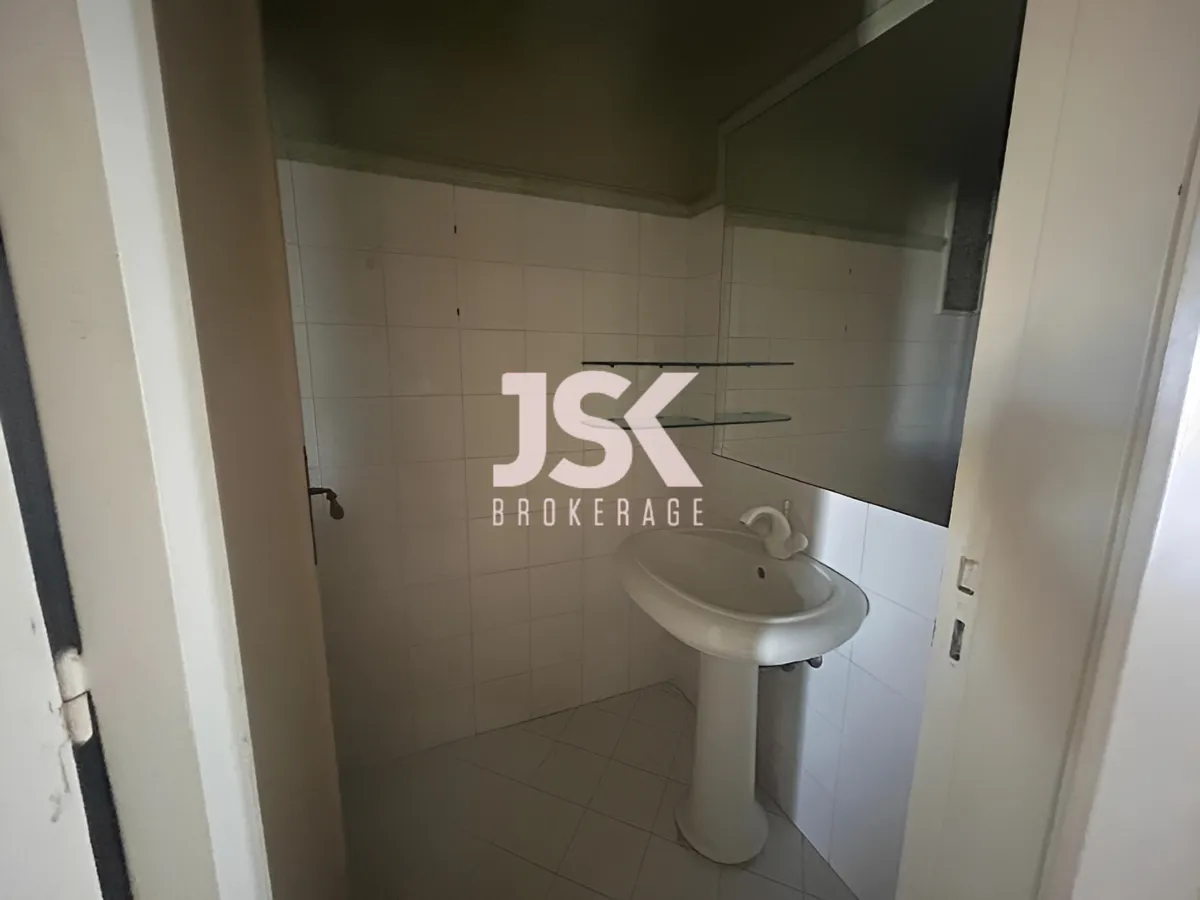Apartment for Sale in Tallet Khayat, Beirut, Lebanon